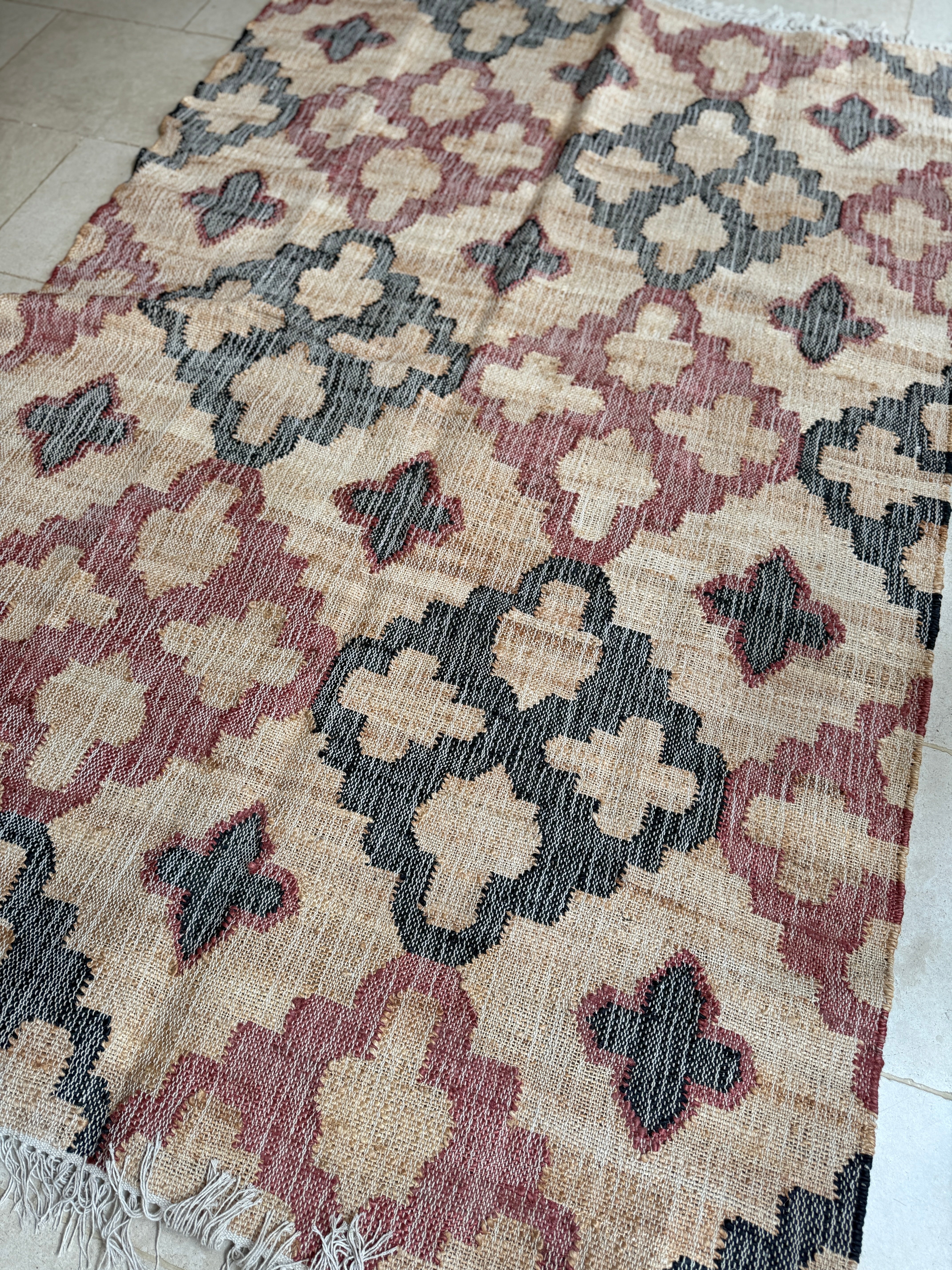 Large Modern Wool & Jute Rug - Floral Design