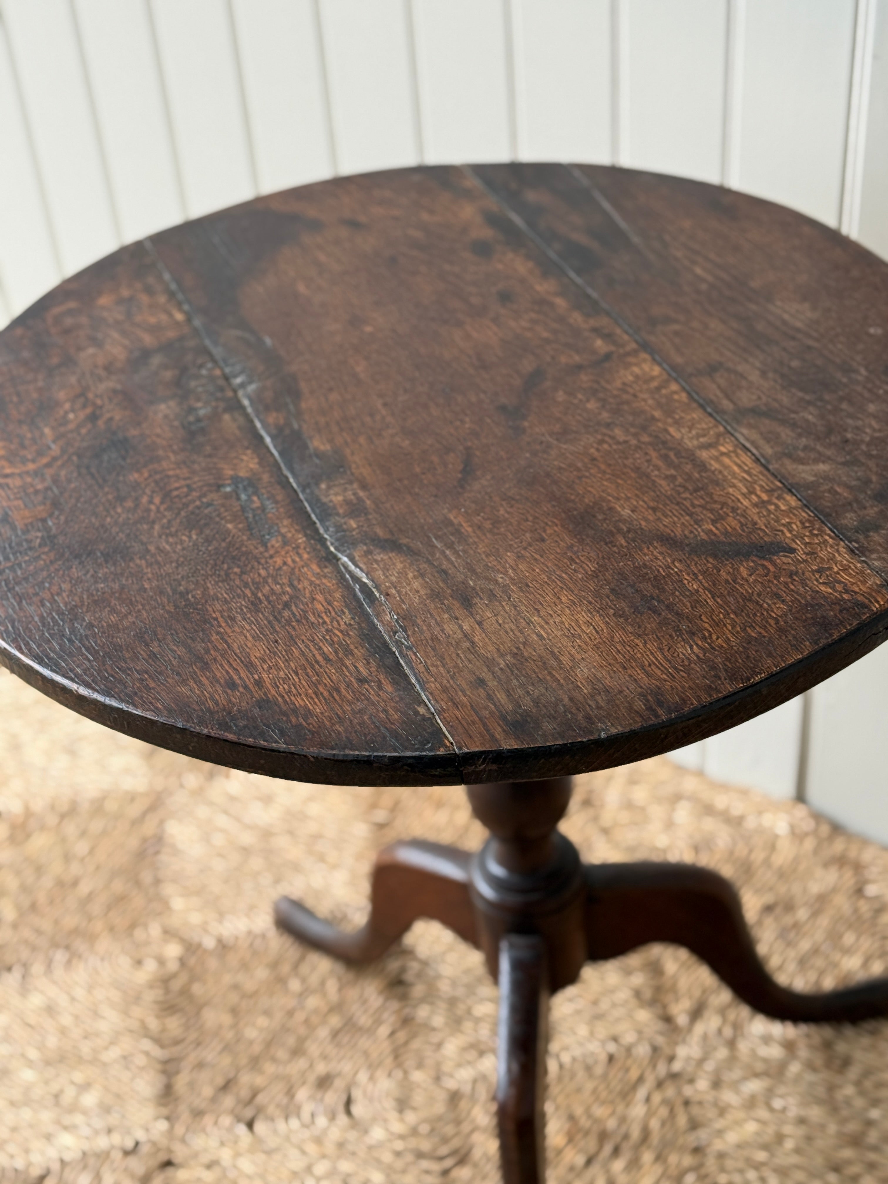 C18th Oak Lamp Table