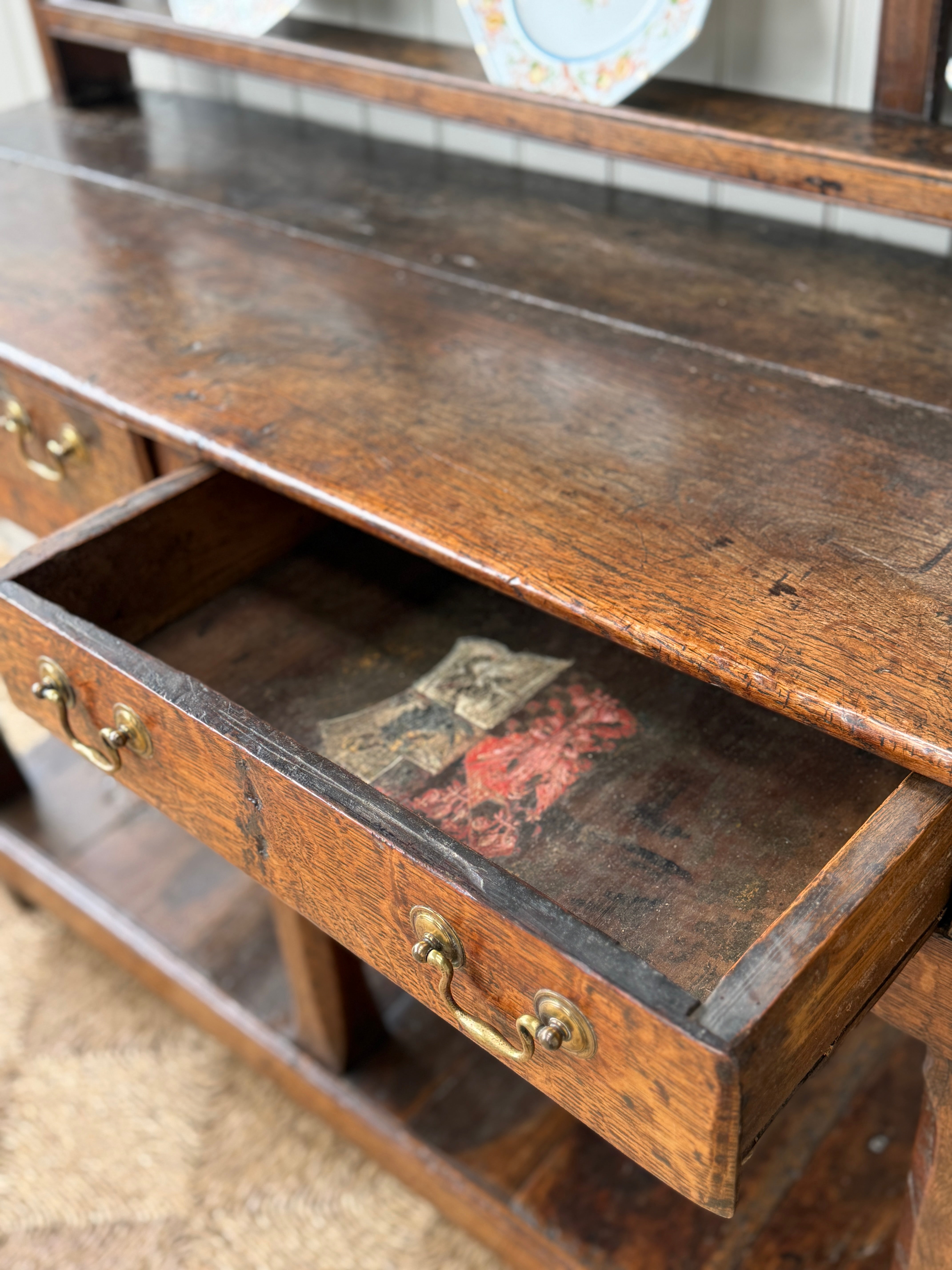 18th Century Oak Dresser with Open Pot board base