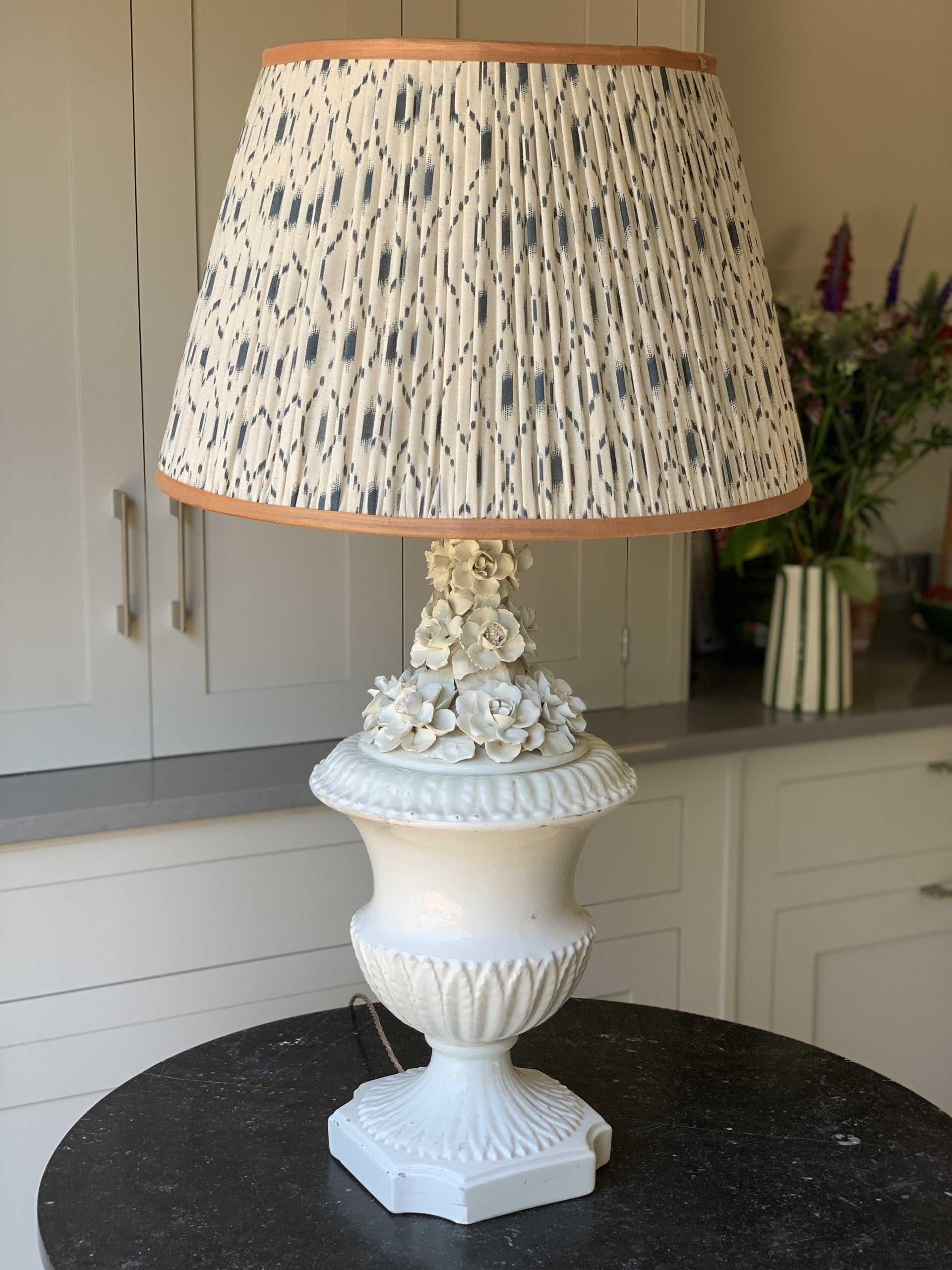 Large White Manises Floral Table Lamp