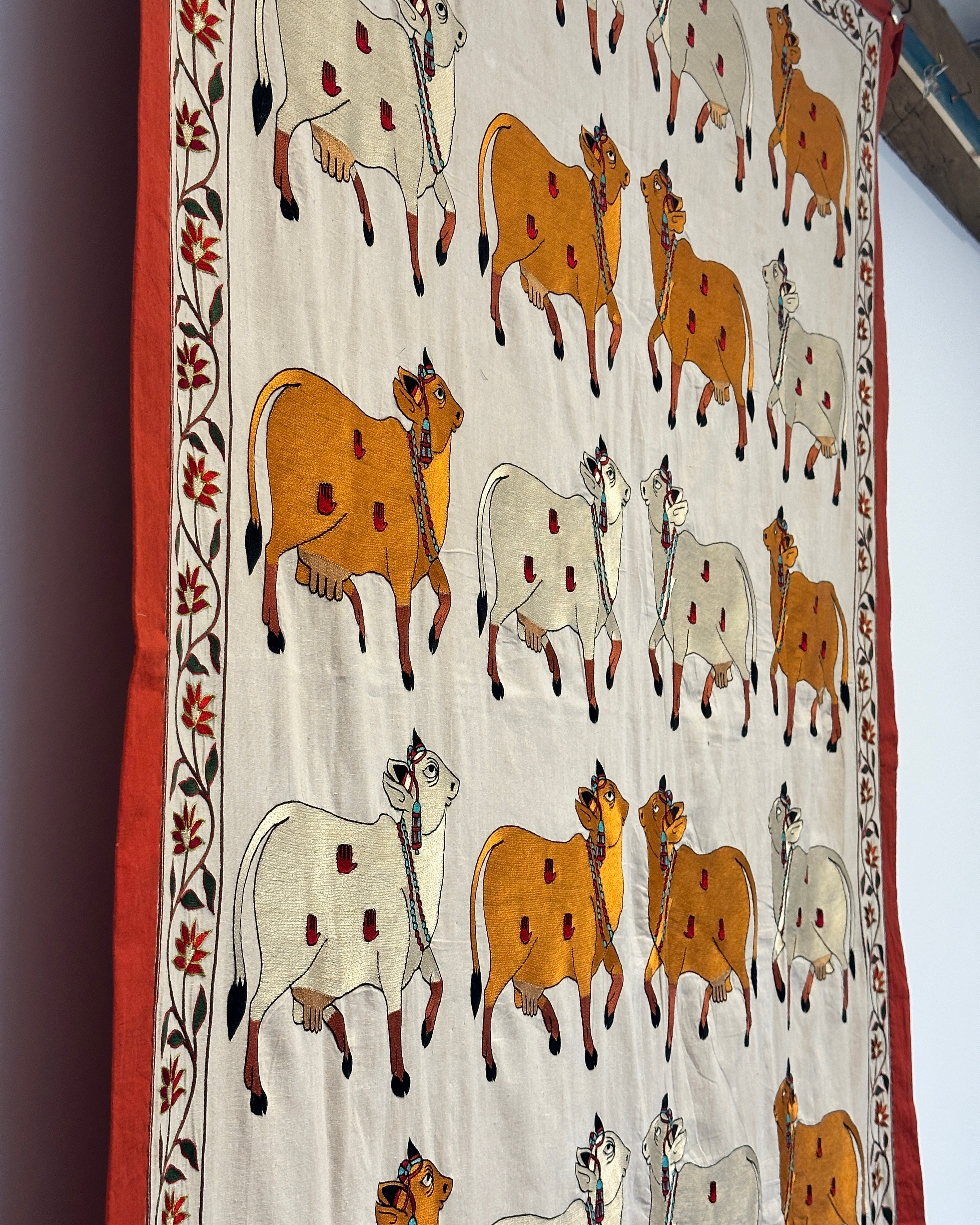 Vintage Sacred Cow Pishwai Wall Covering