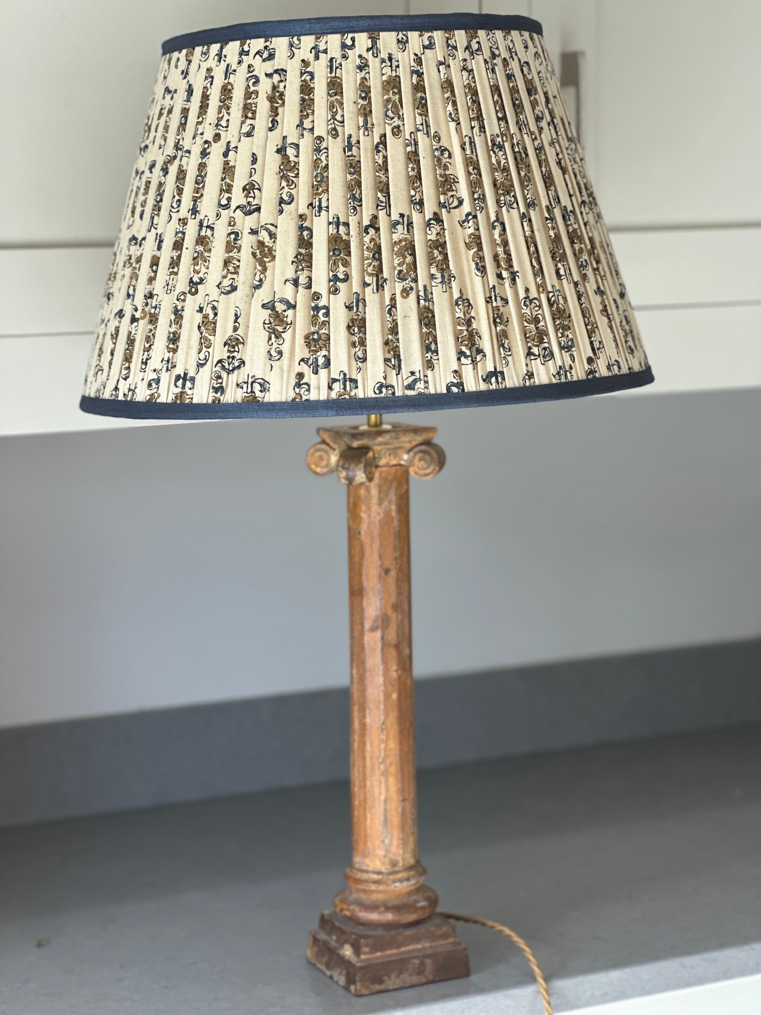 Cast Iron Column Table Lamp