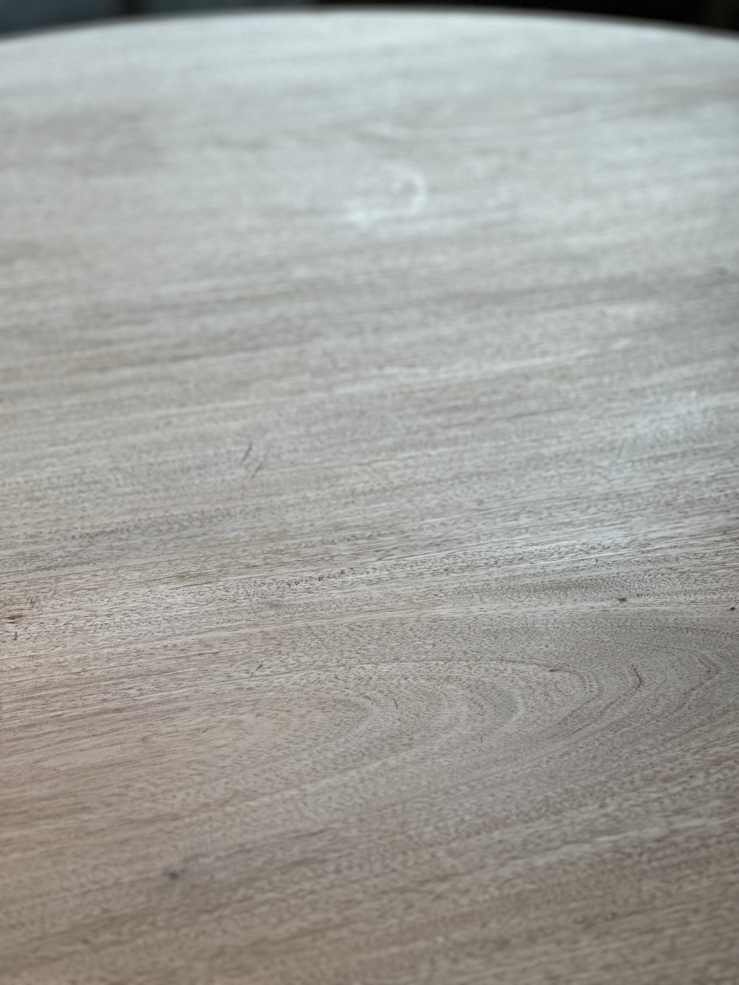 A Large Bleached Oak Dining Table - with cricket table legs