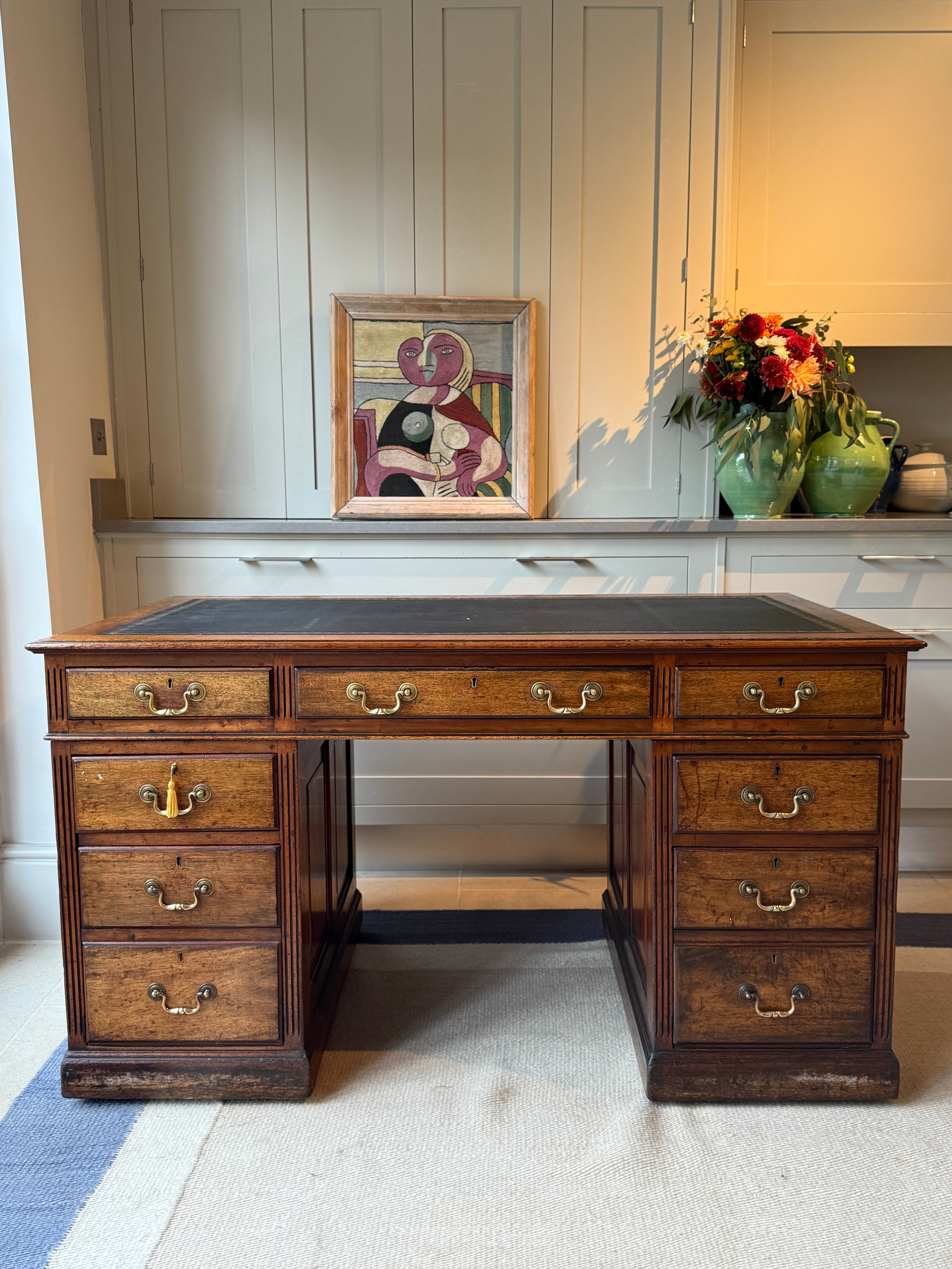 19th Century Oak Kneehole Desk with leather top