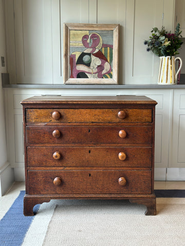 Lovely Small Oak Chest of Drawers