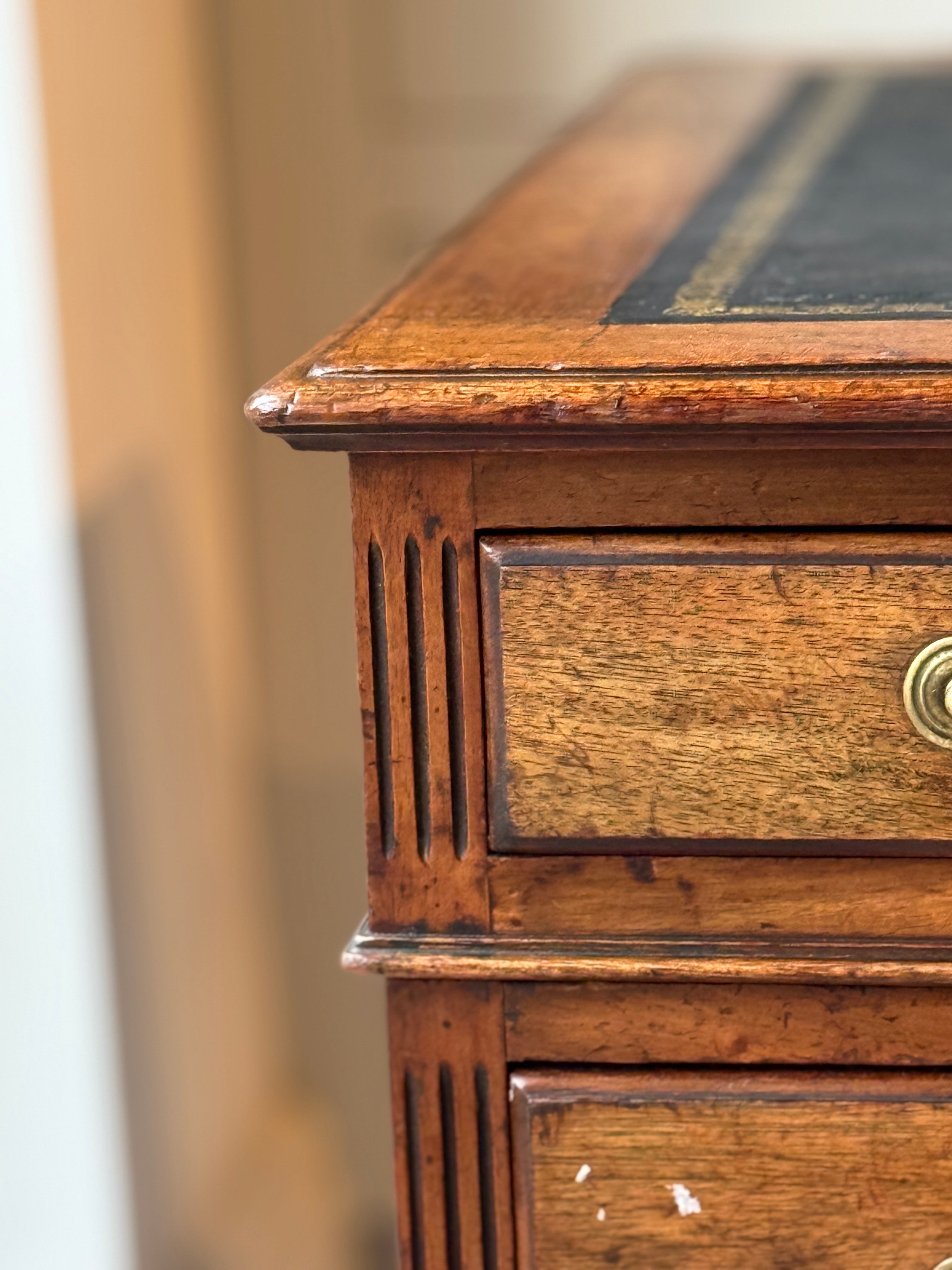 19th Century Oak Kneehole Desk with leather top