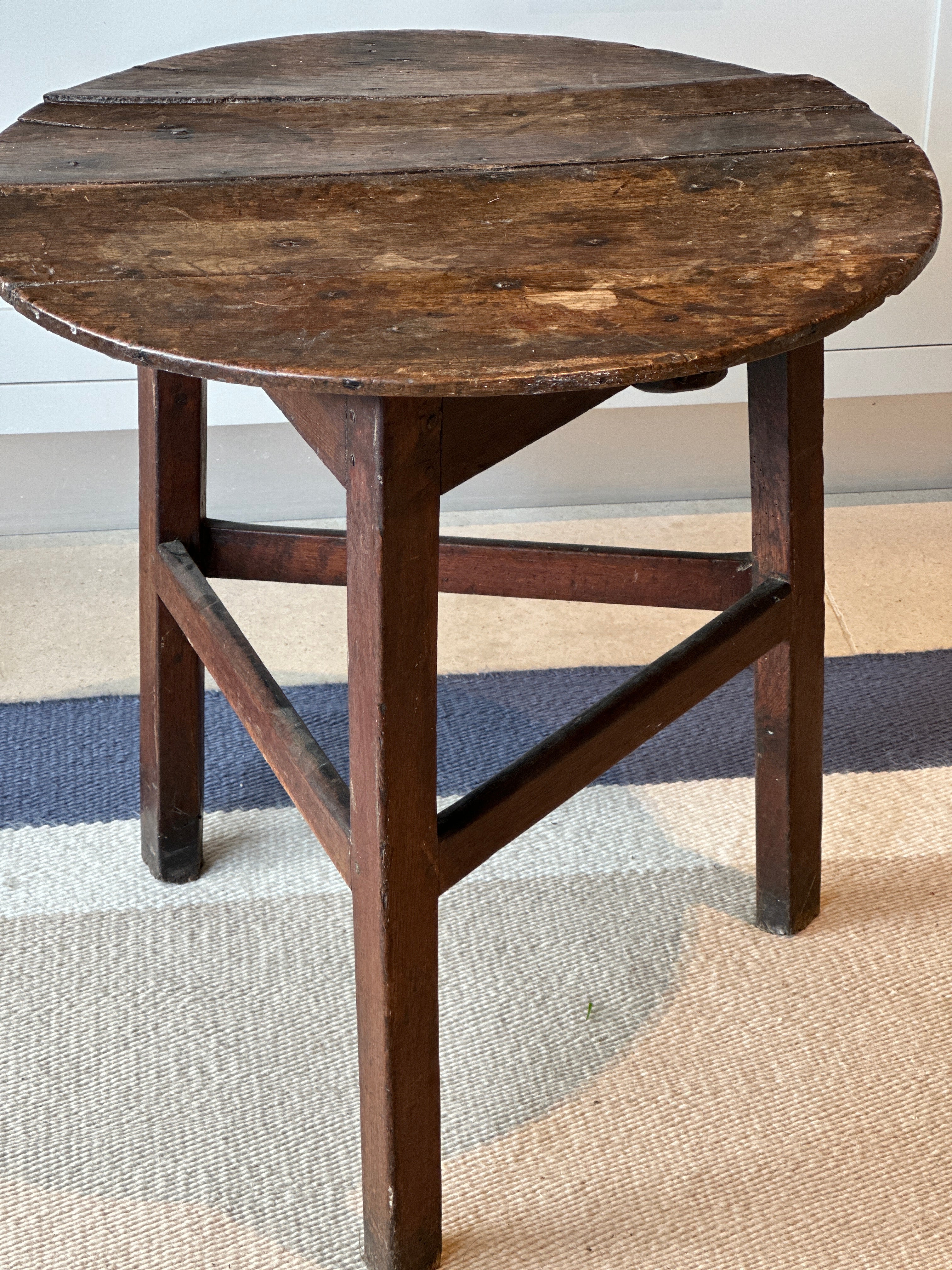 Small Dark Oak Cricket Table