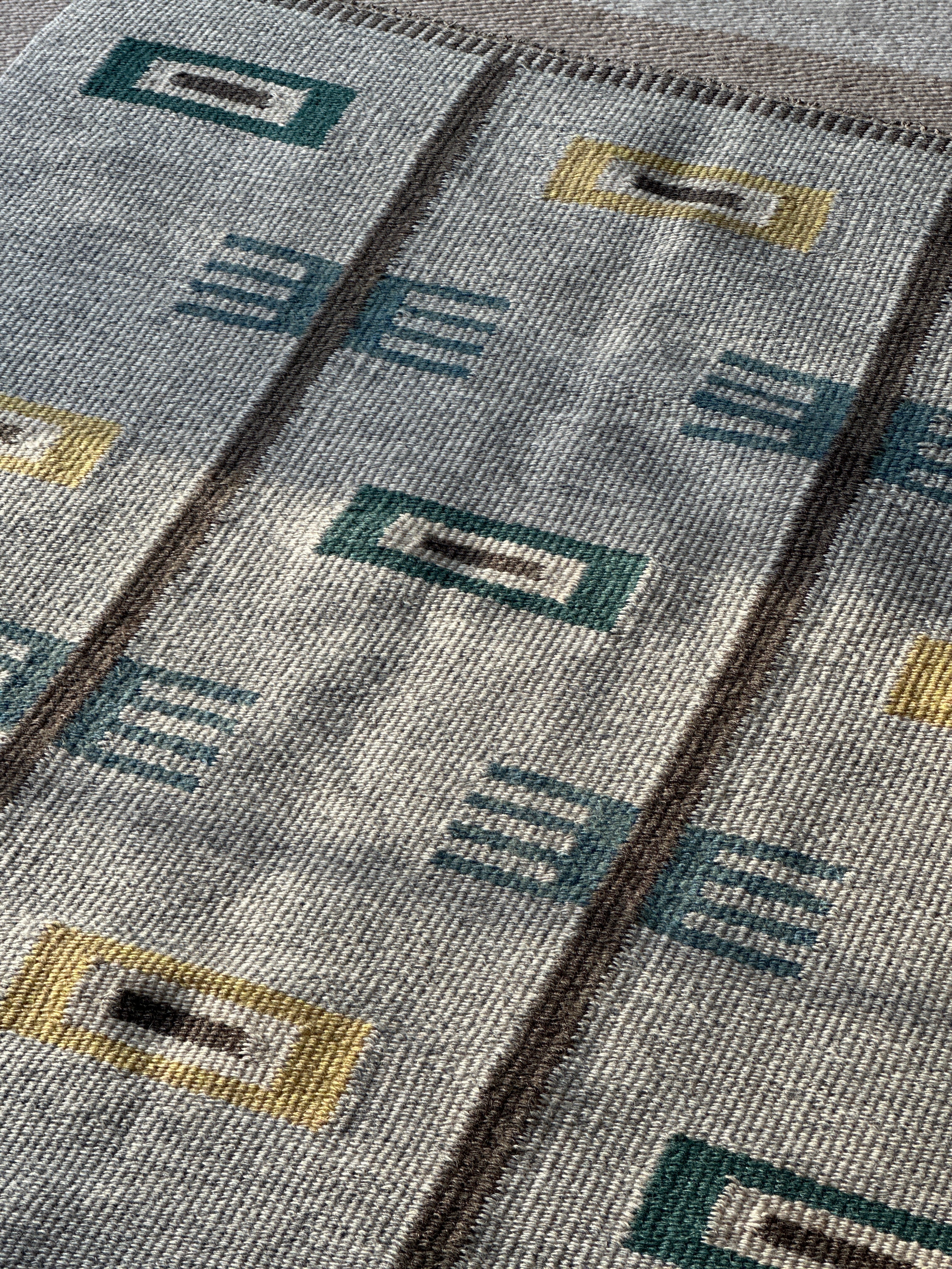 Charming Vintage Swedish Kilim