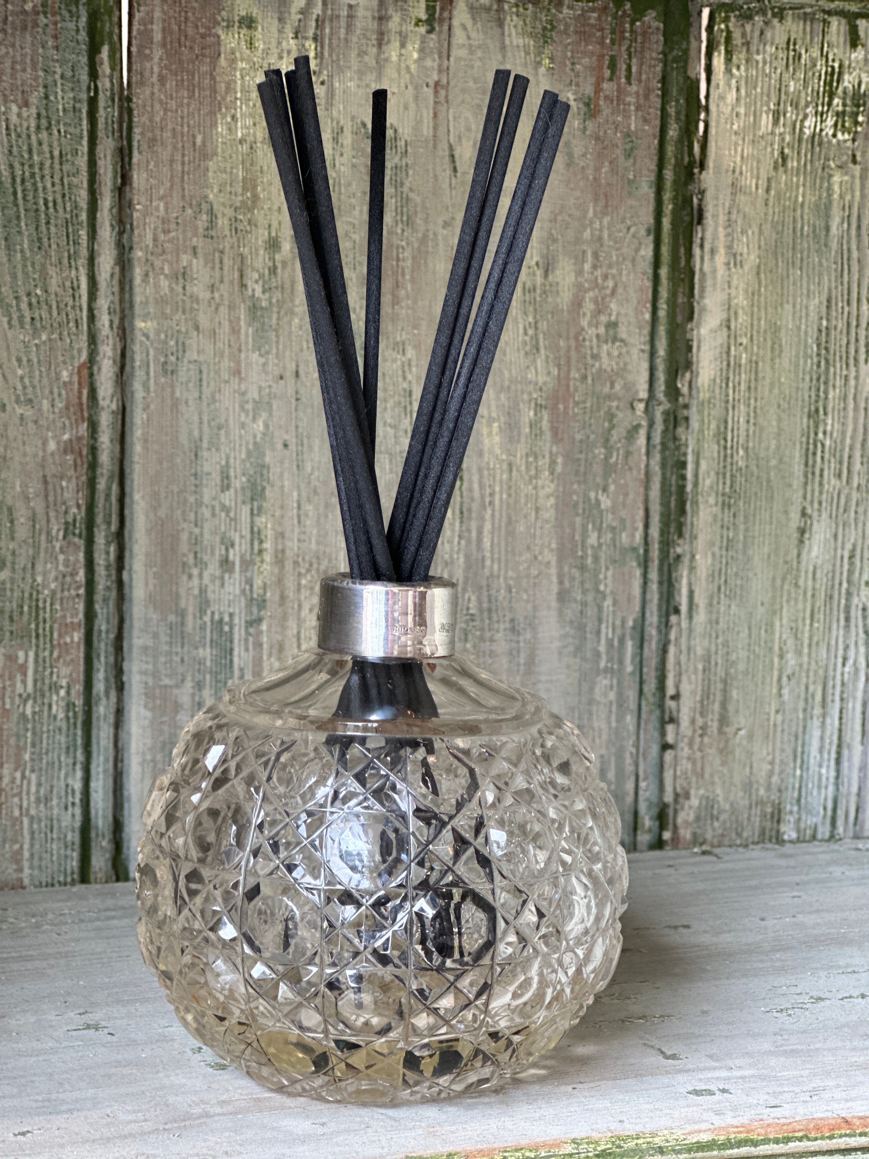 Silver Topped Crystal Scent Diffuser