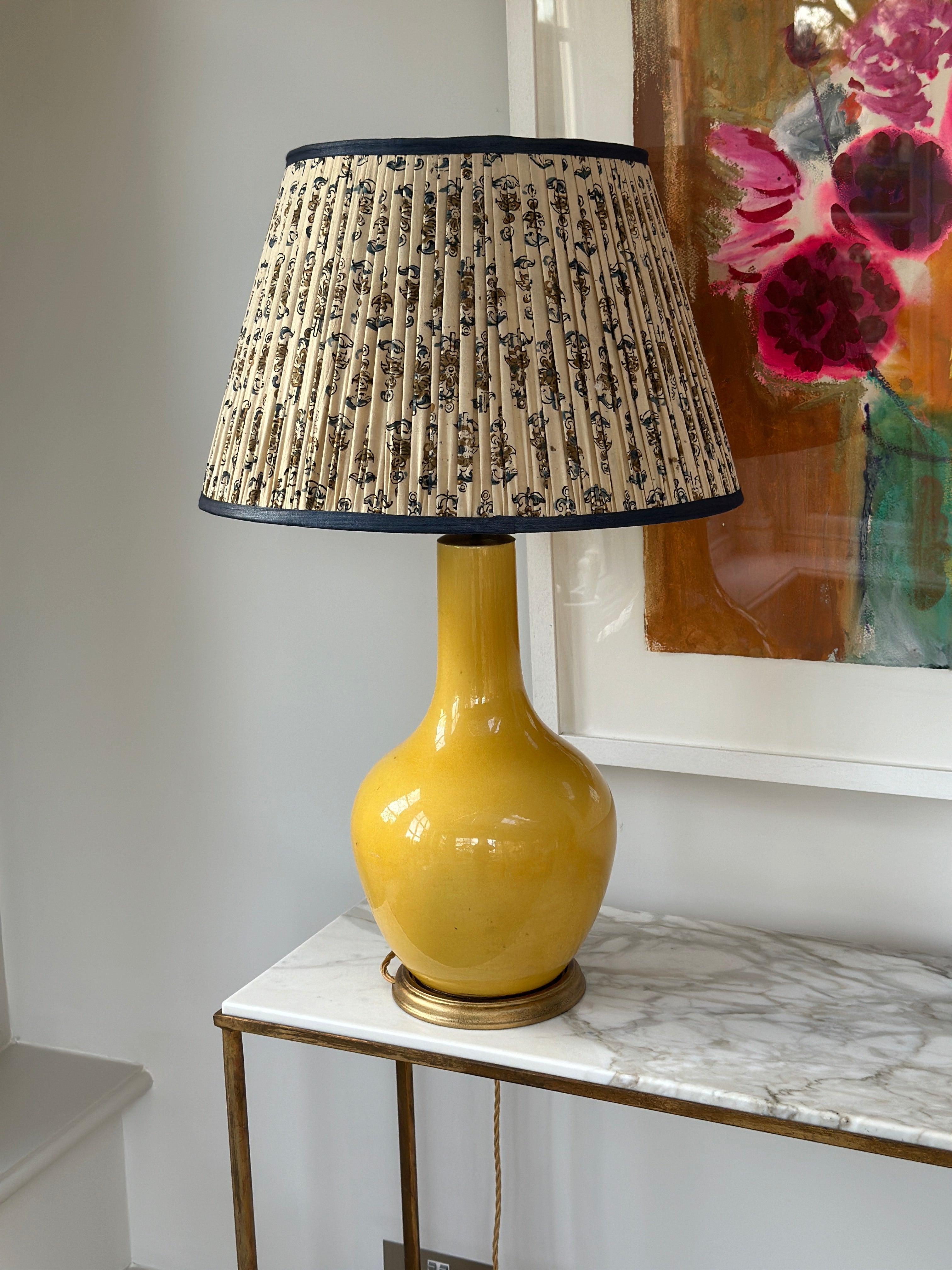 Large Antique Chinese Monochrome Table Lamp on Giltwood base.