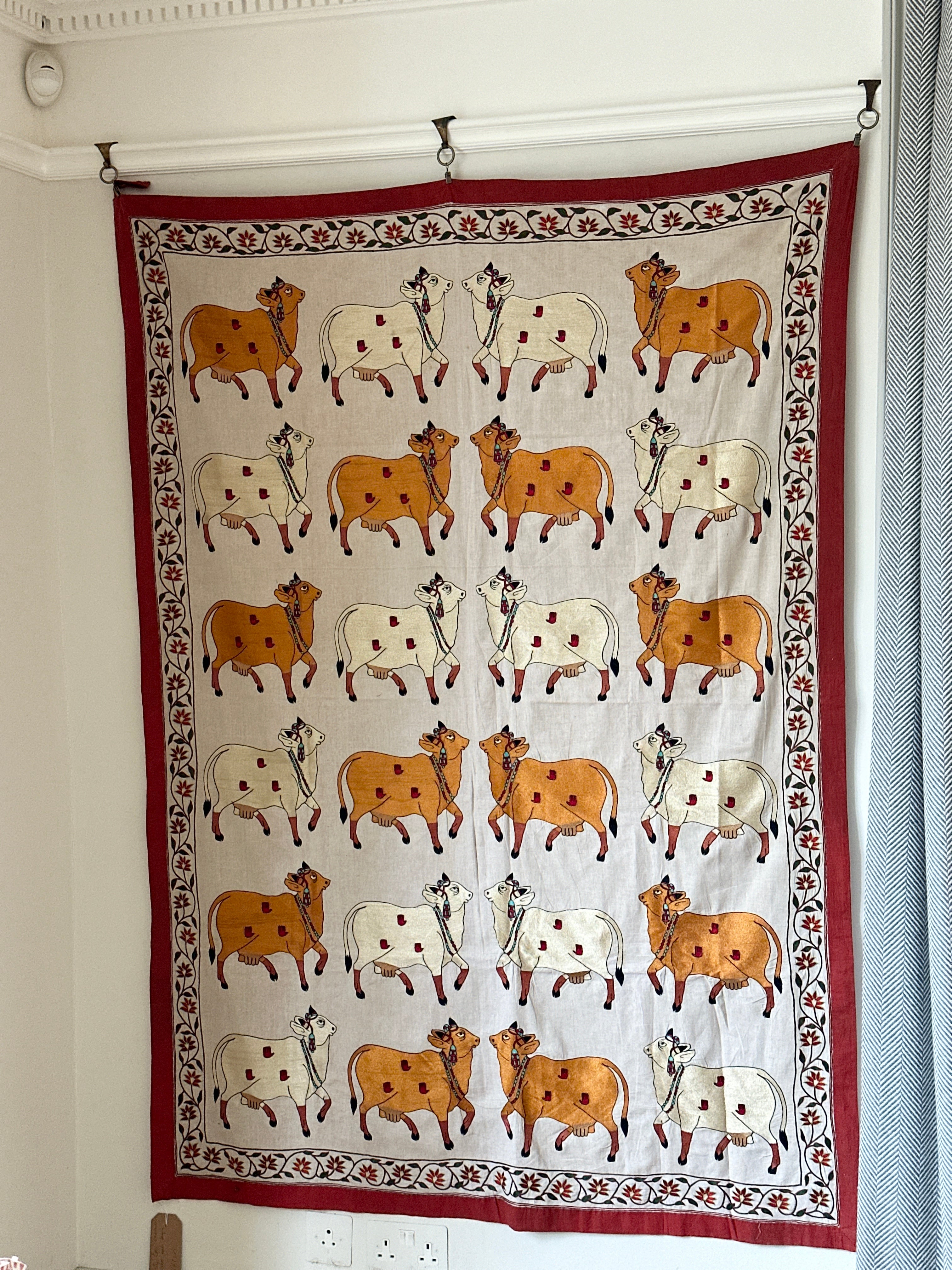 Vintage Sacred Cow Pishwai Wall Covering