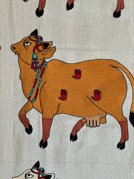 Vintage Sacred Cow Pishwai Wall Covering