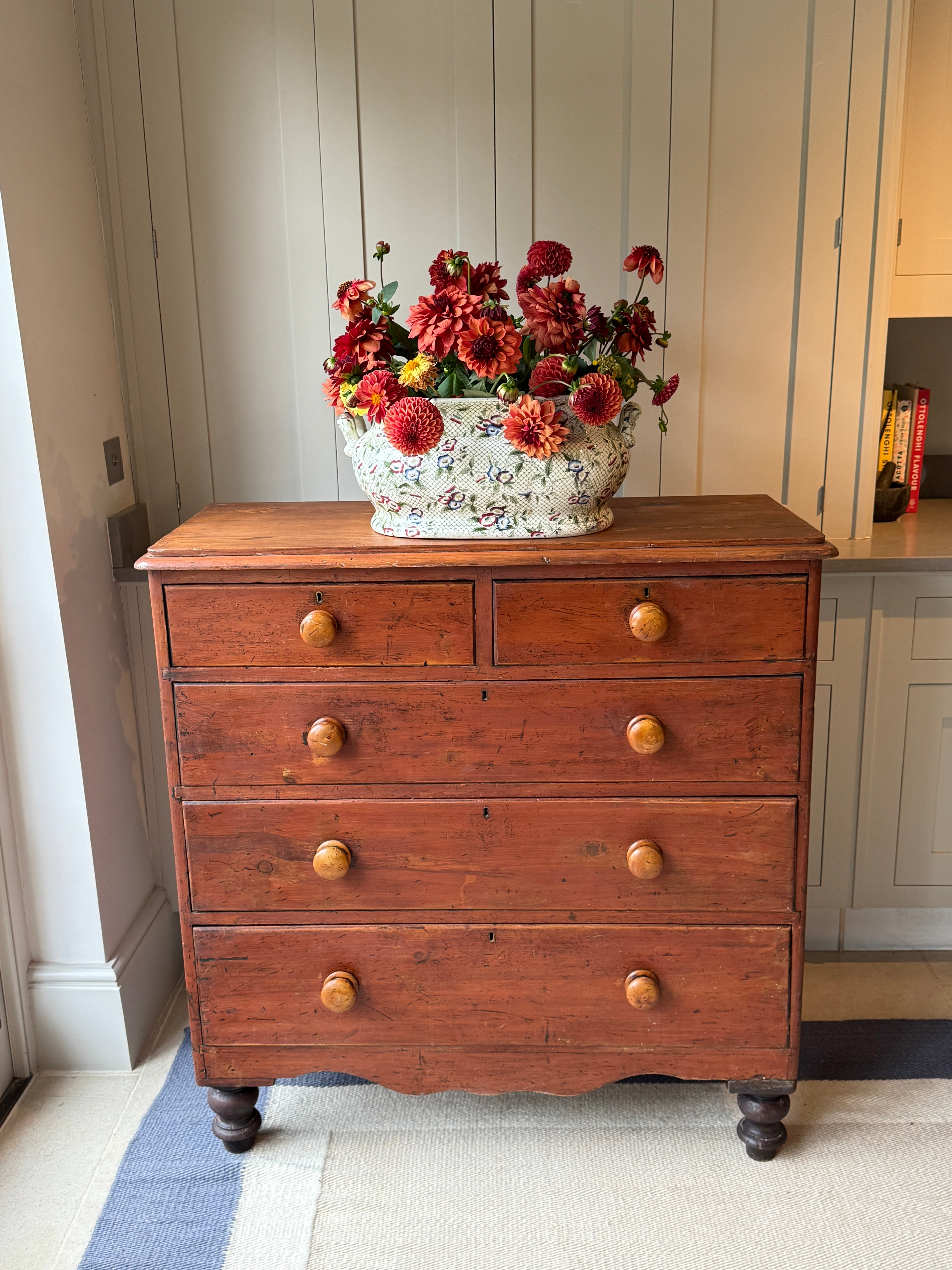 Red Pine Chest of Drawers