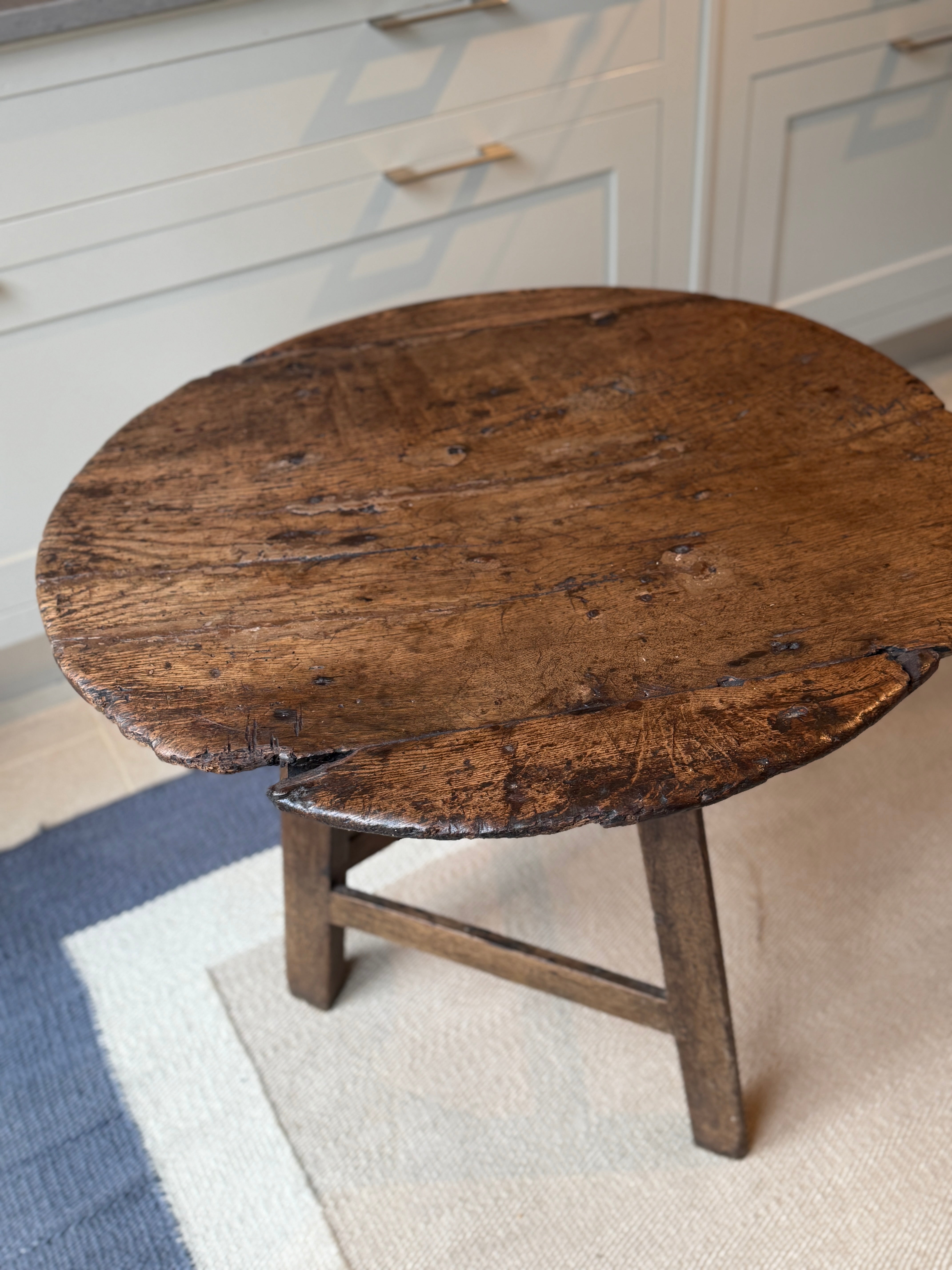 Rustic Welsh 18th Century Oak Cricket Table
