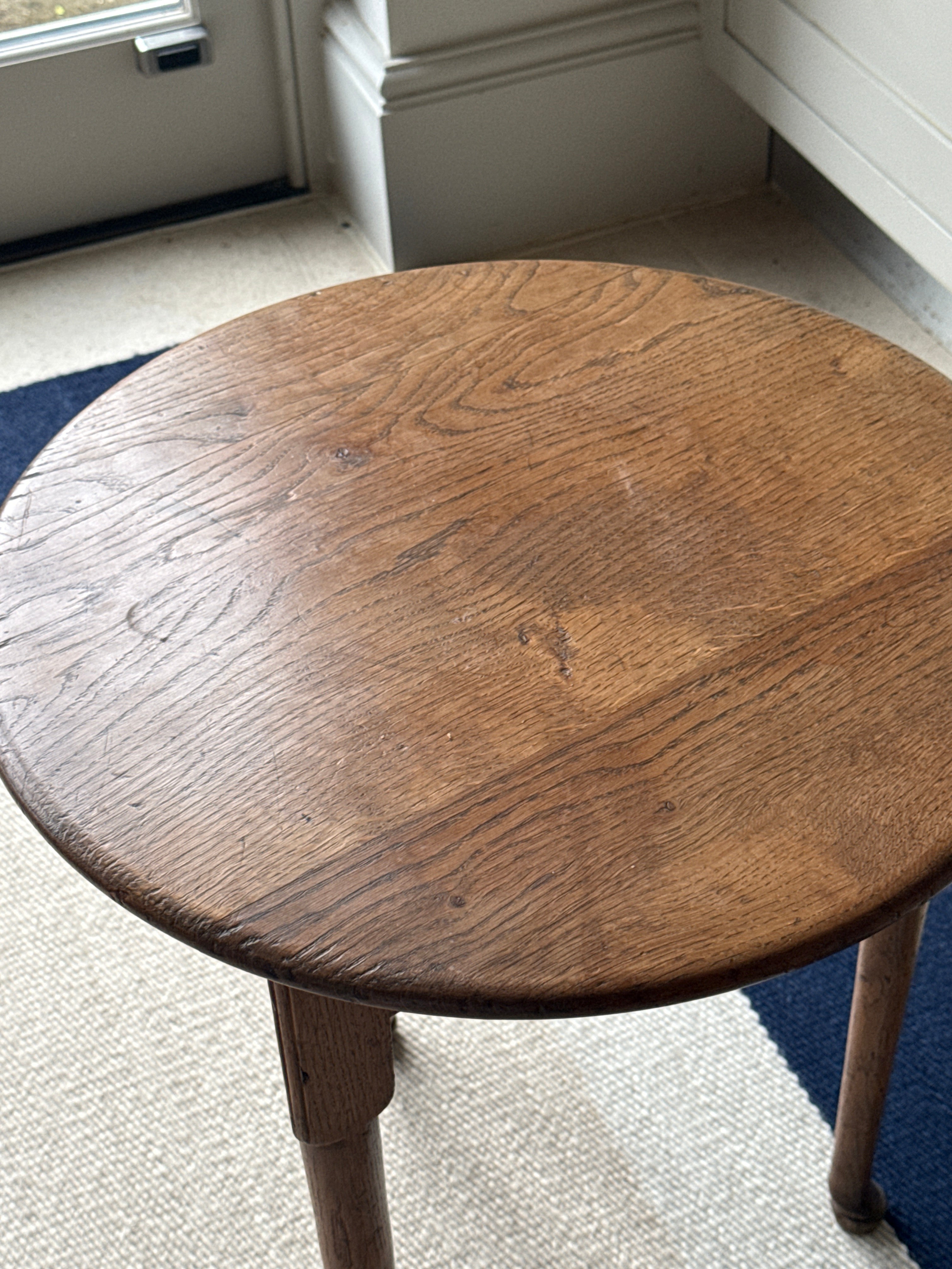 Small Honeyed Oak Side Table with Pad Feet