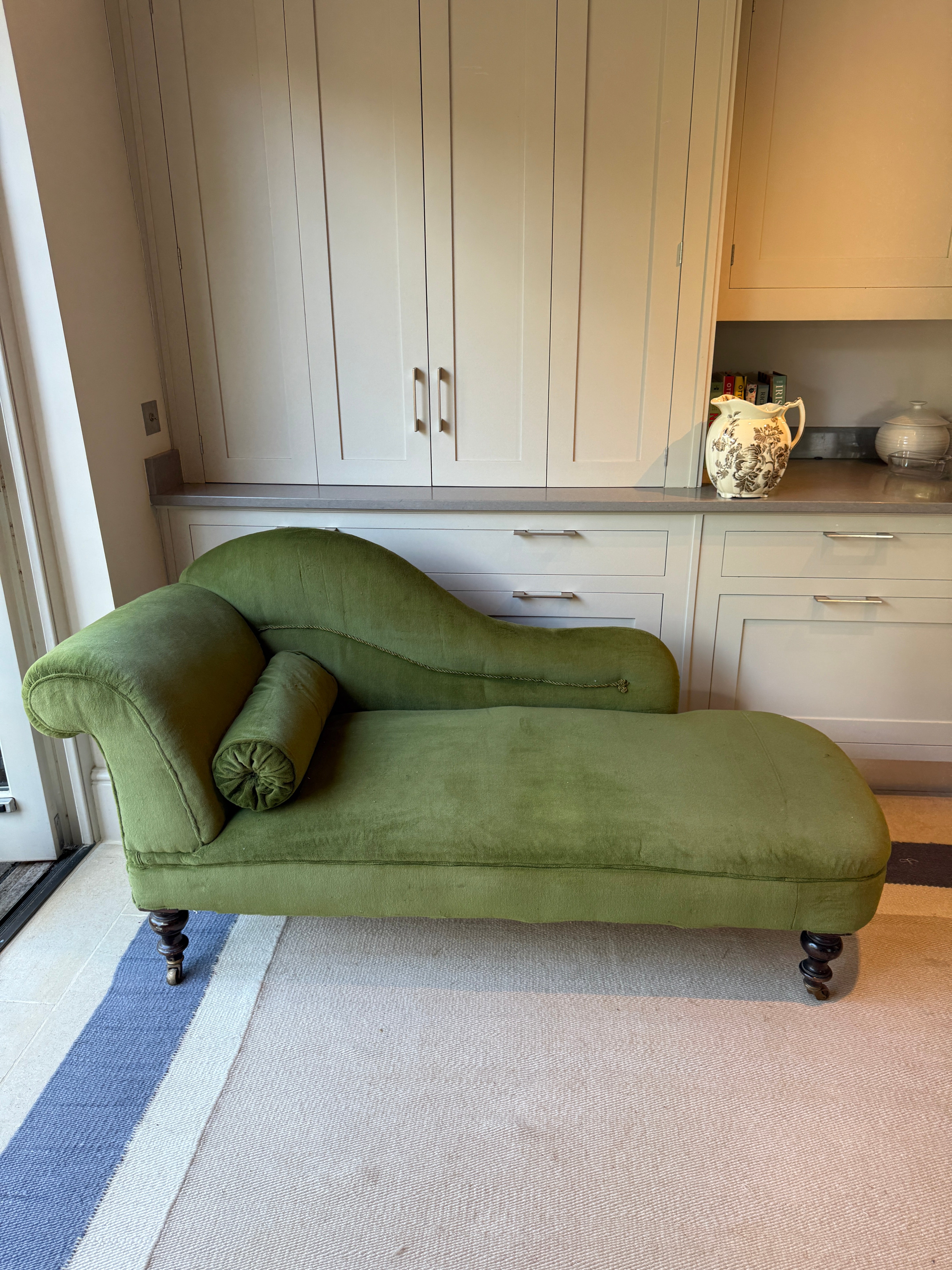 Late 19th Century Chaise Green Velvet
