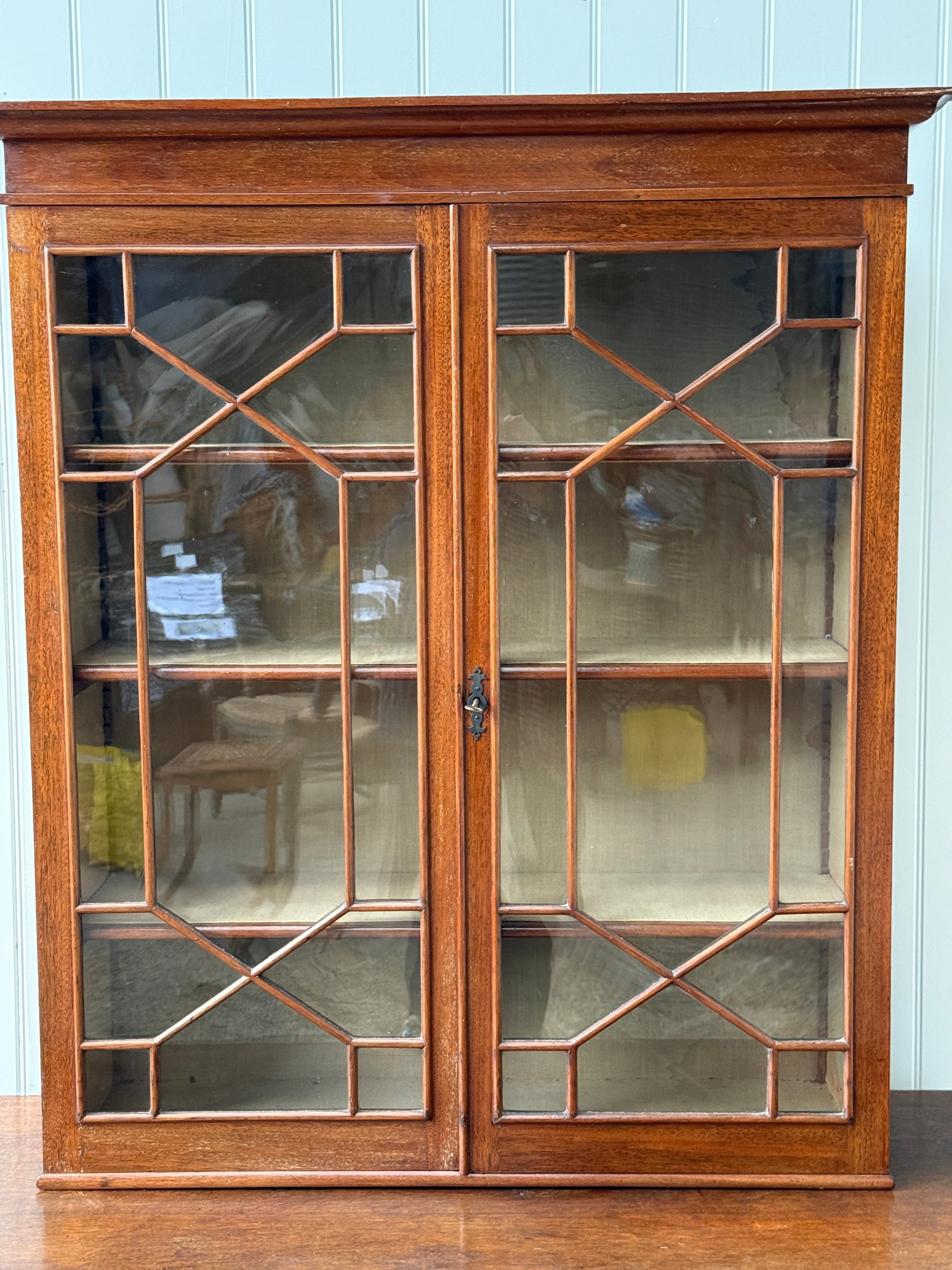 Astral Glazed Oak Wall Cabinet
