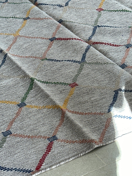 Large Polychrome Woollen flatweave rug