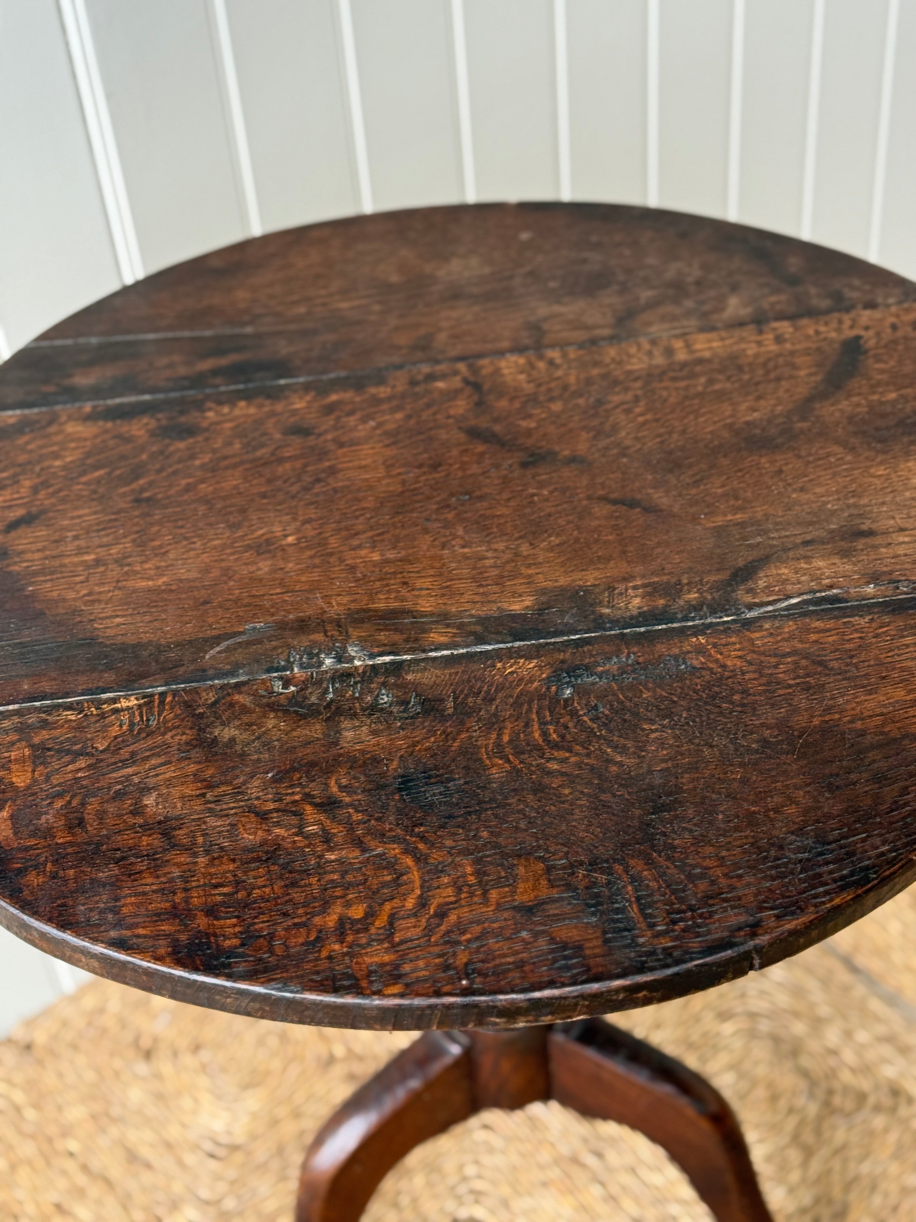 C18th Oak Lamp Table