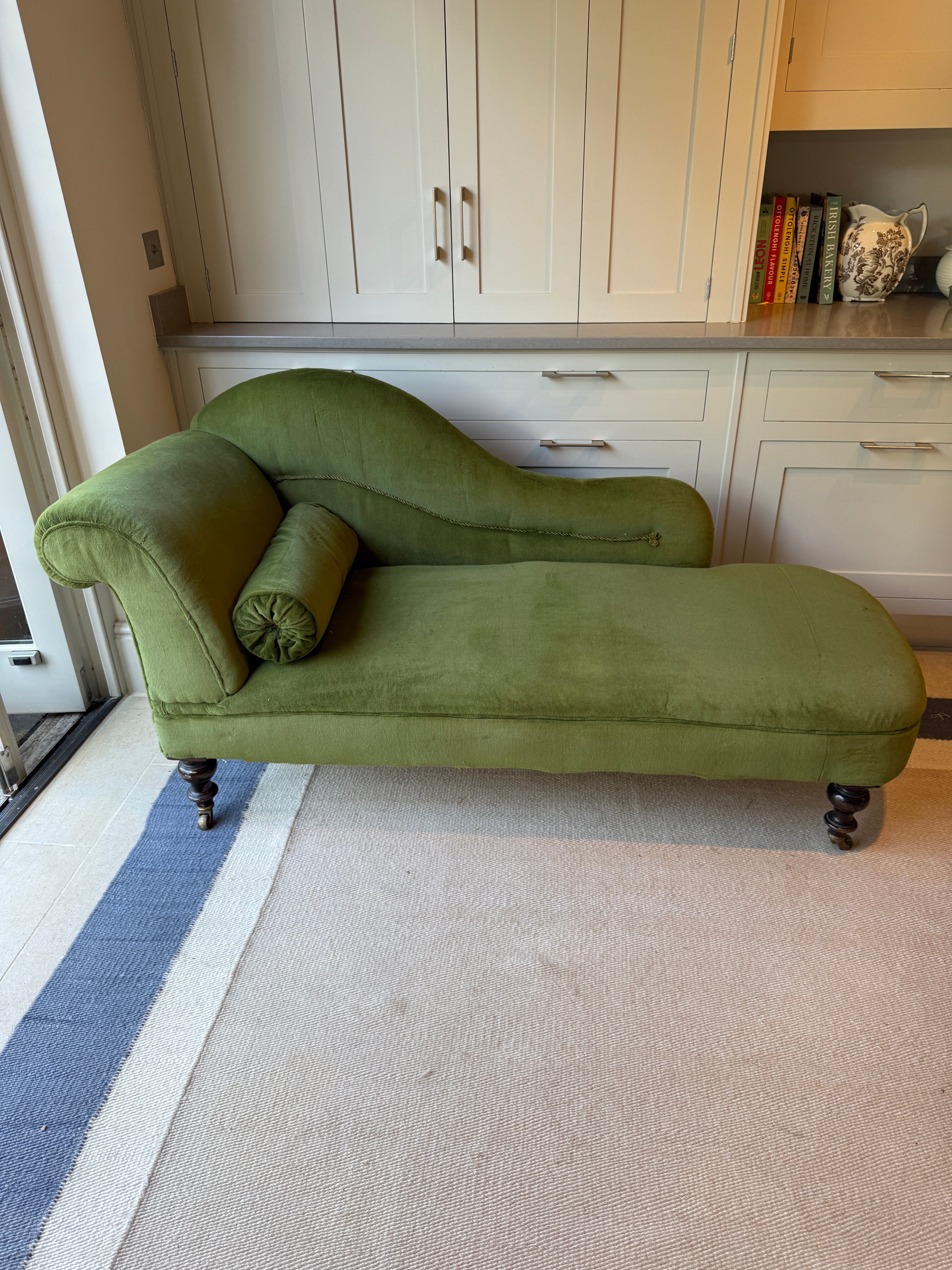 Late 19th Century Chaise Green Velvet