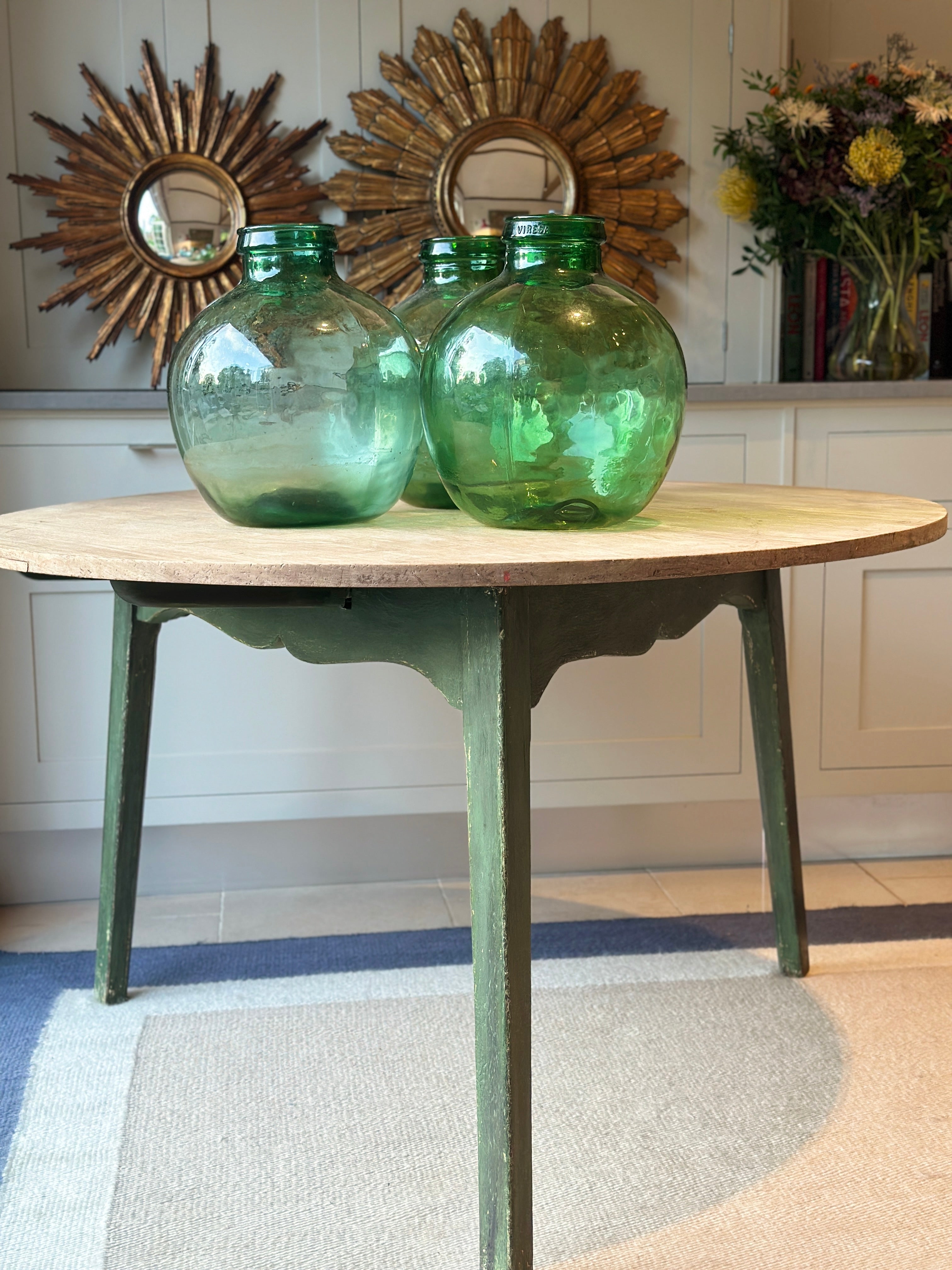 A Large Bleached Oak Dining Table - with cricket table legs