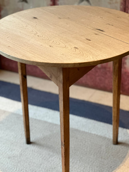 Pine Cricket Table with Bleached Top