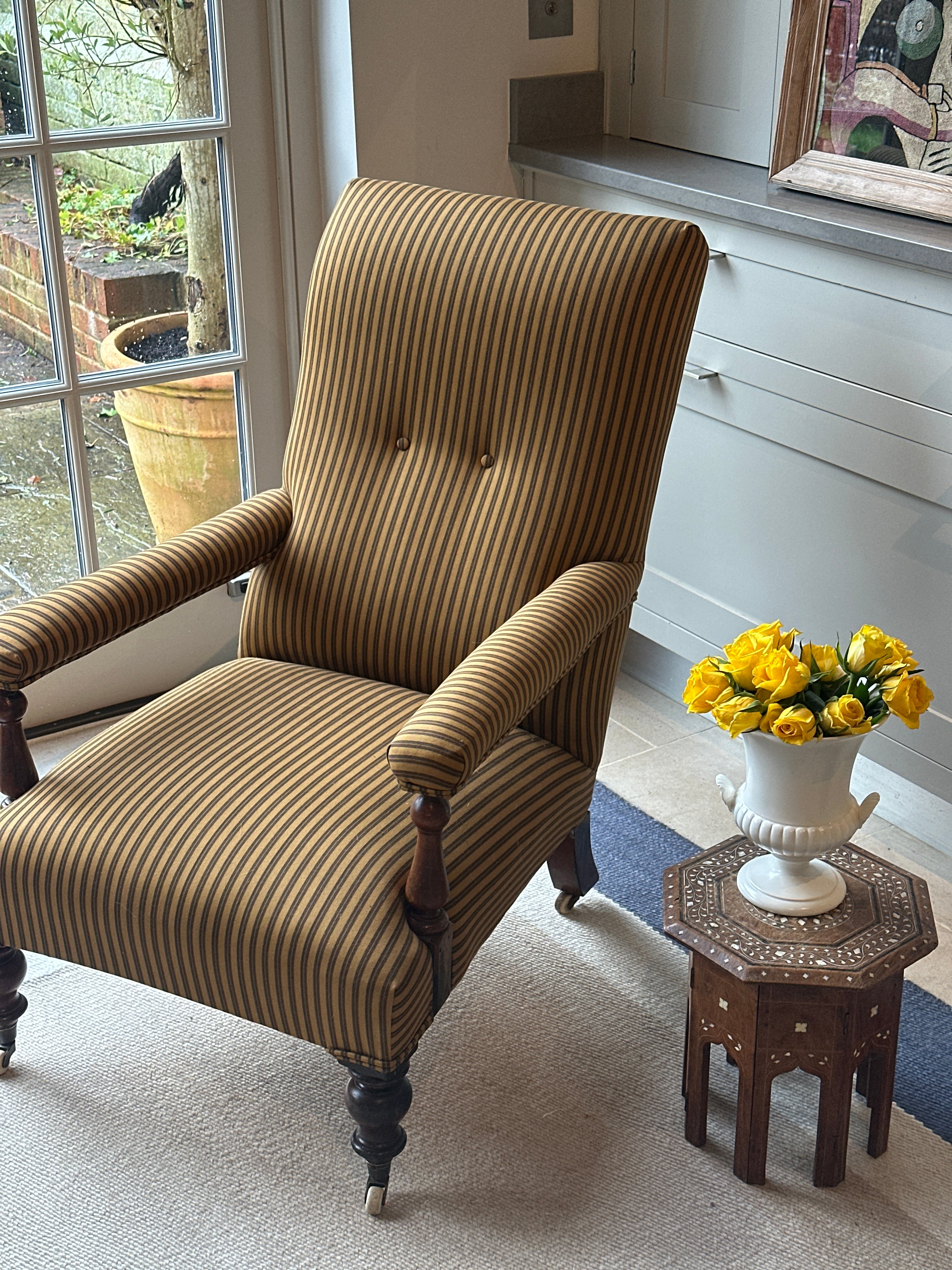 Mahogany Open Armchair in Howe 36 Bourne Street