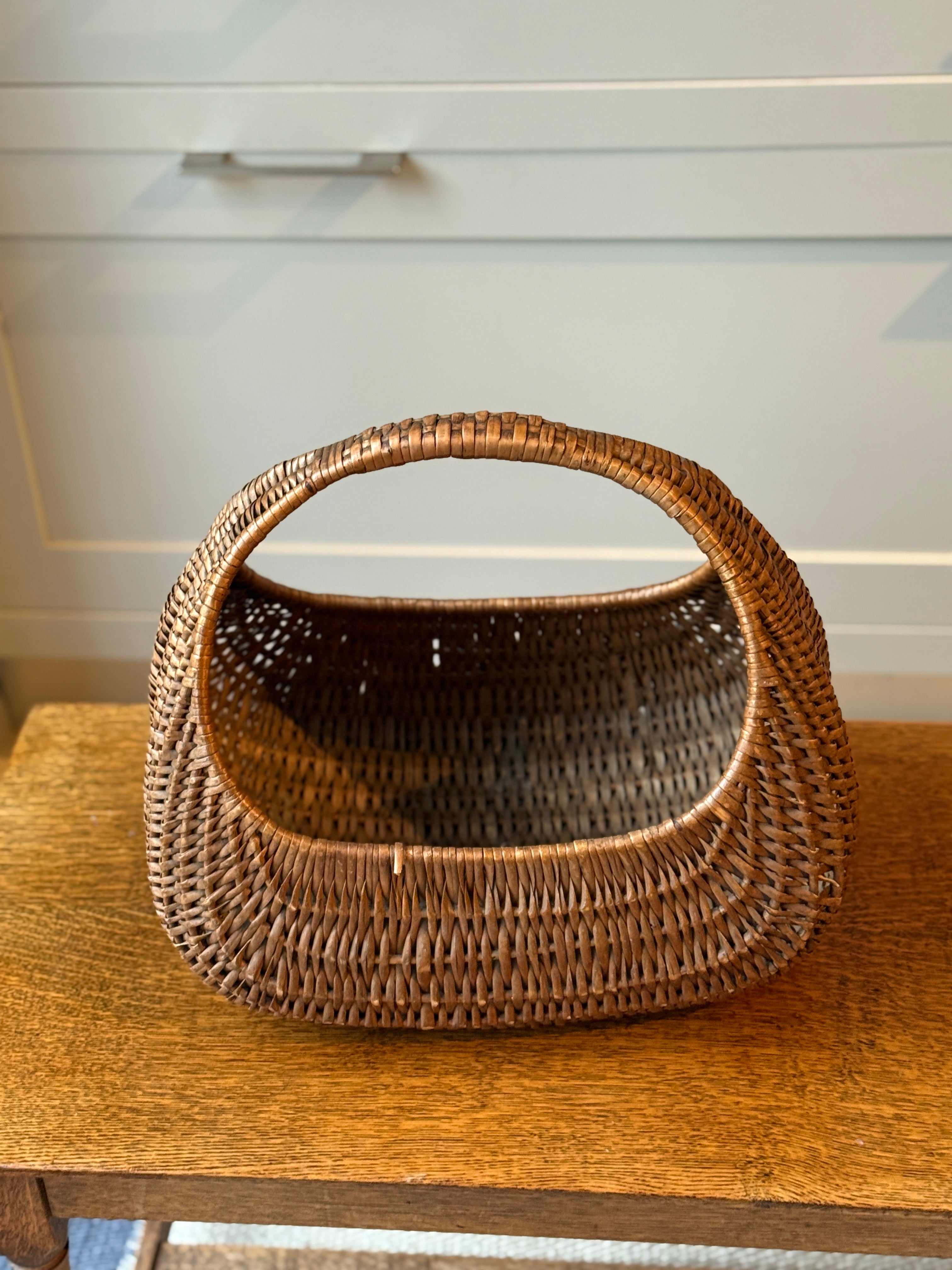 Vintage Gondola Shopper