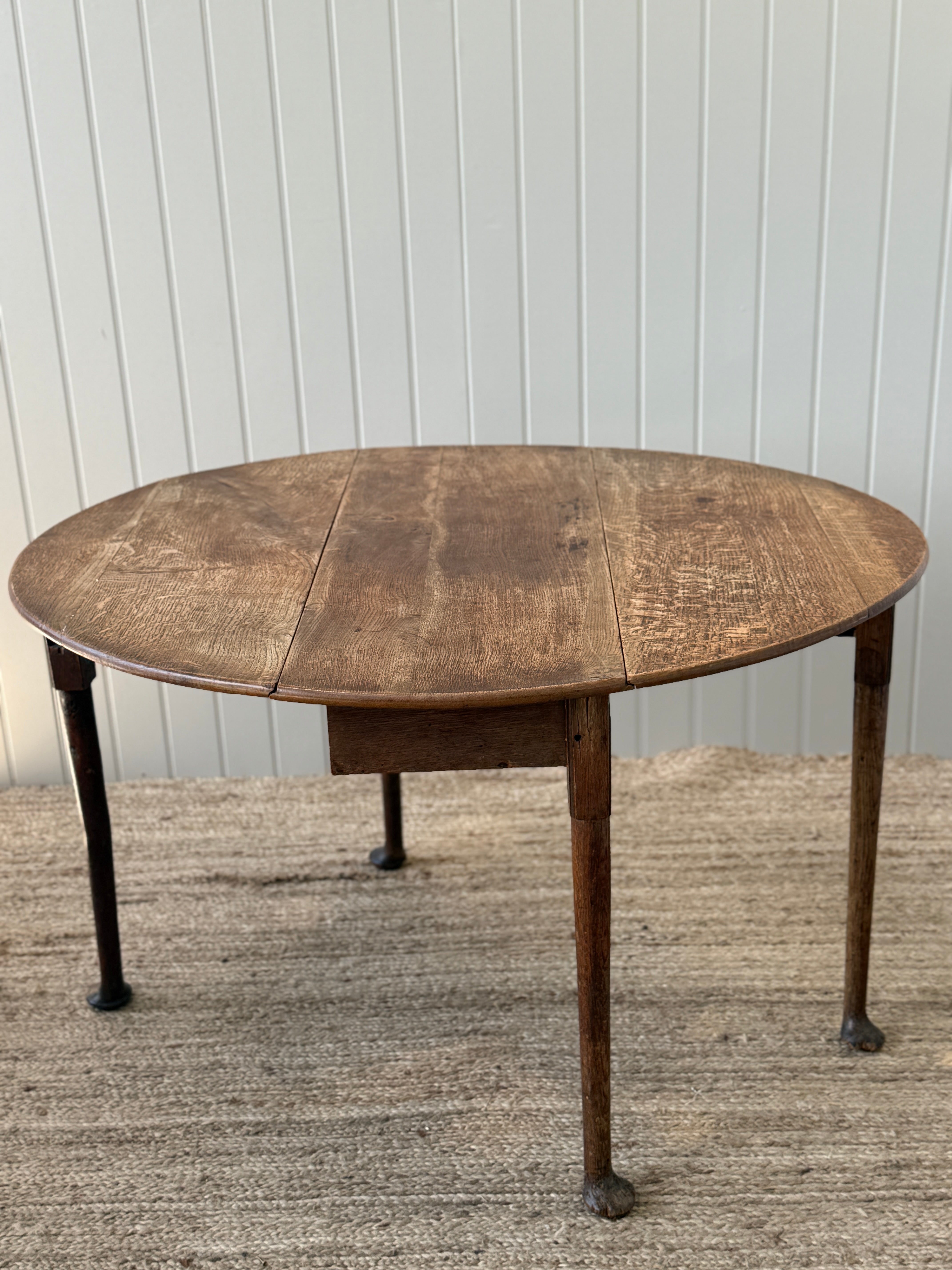 Georgian Oak Drop-Leaf Dining Table