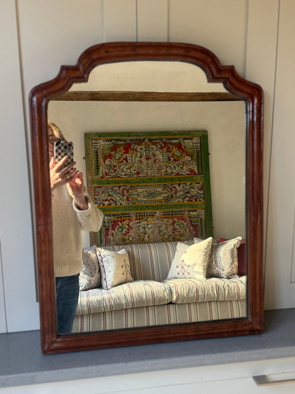 Early 18th-Century Style Arched Mahogany Mirror