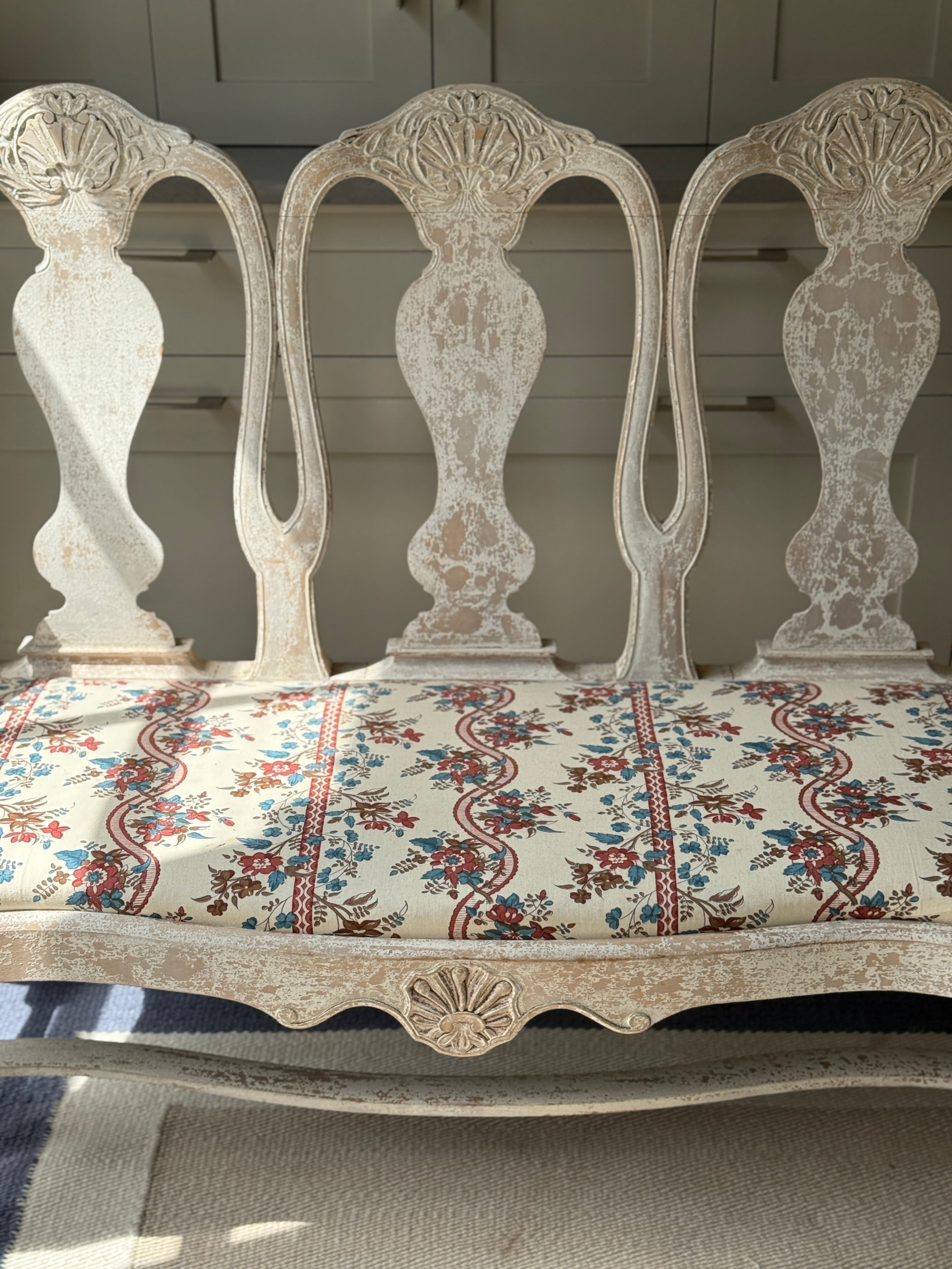 Late 19th Century Swedish Chaise with Compagnie D’Inde fabric