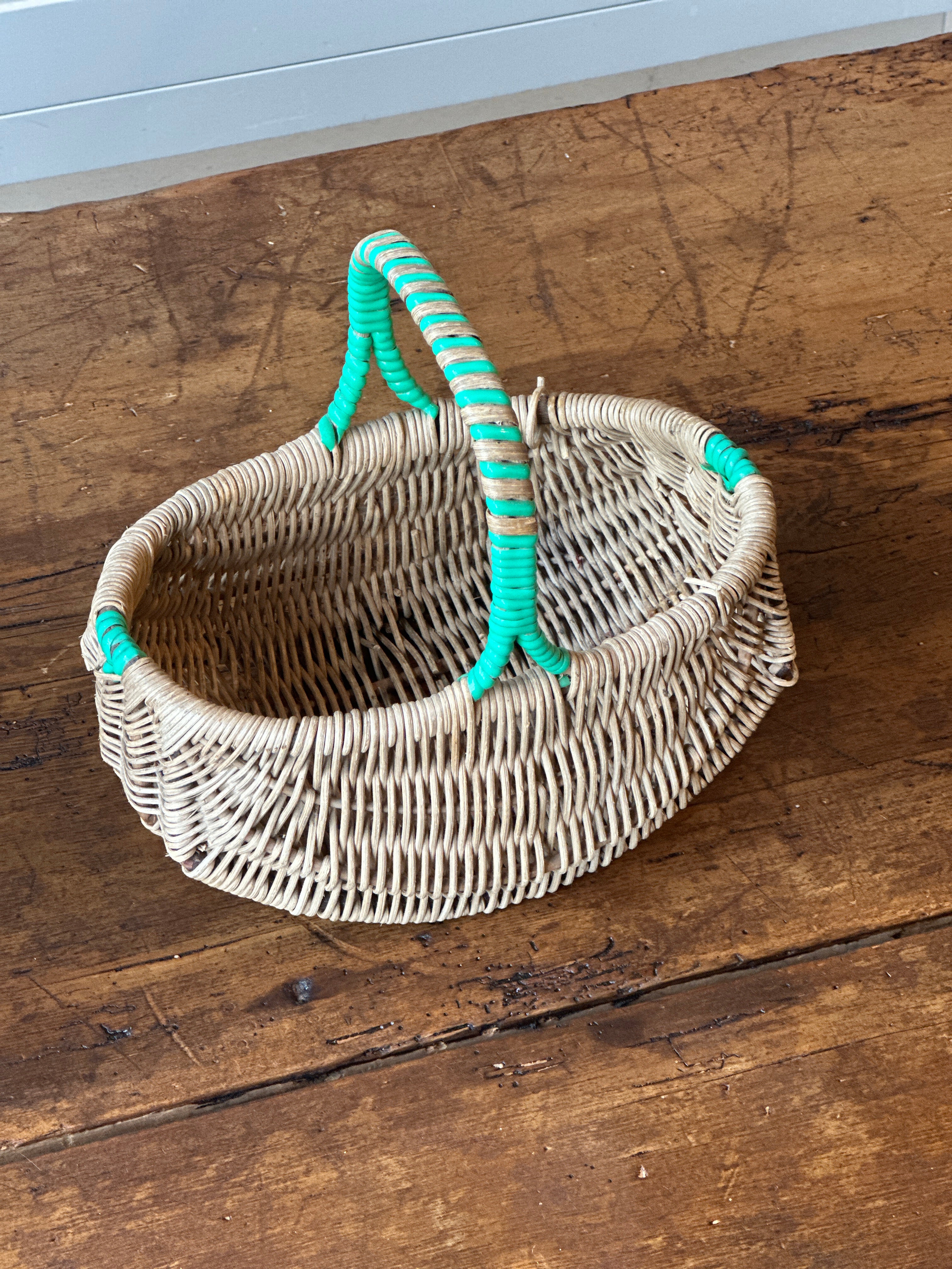 Small Vintage Egg Basket