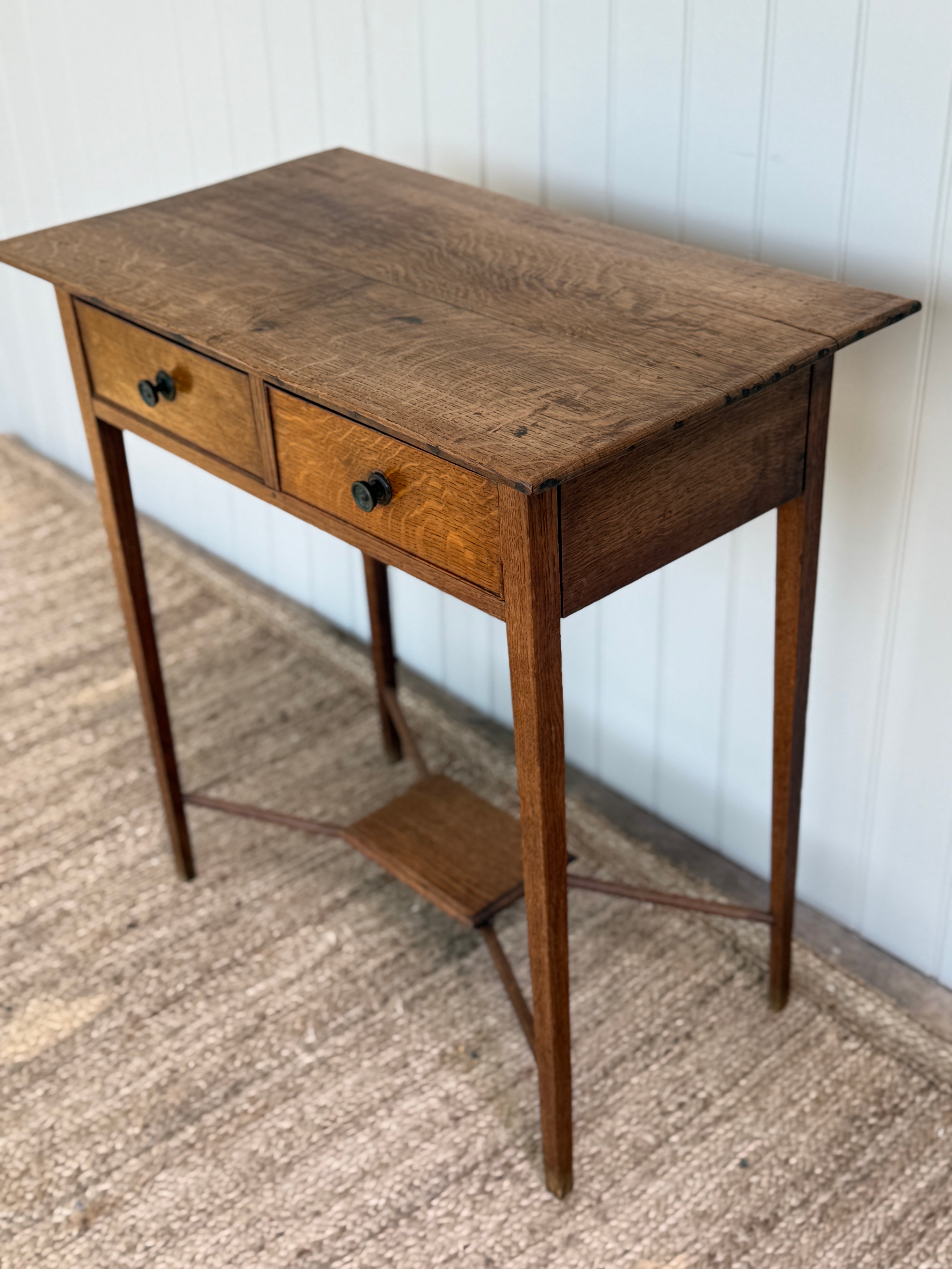 Antique Arts & Crafts Oak Two-Drawer Side Table, circa 1900