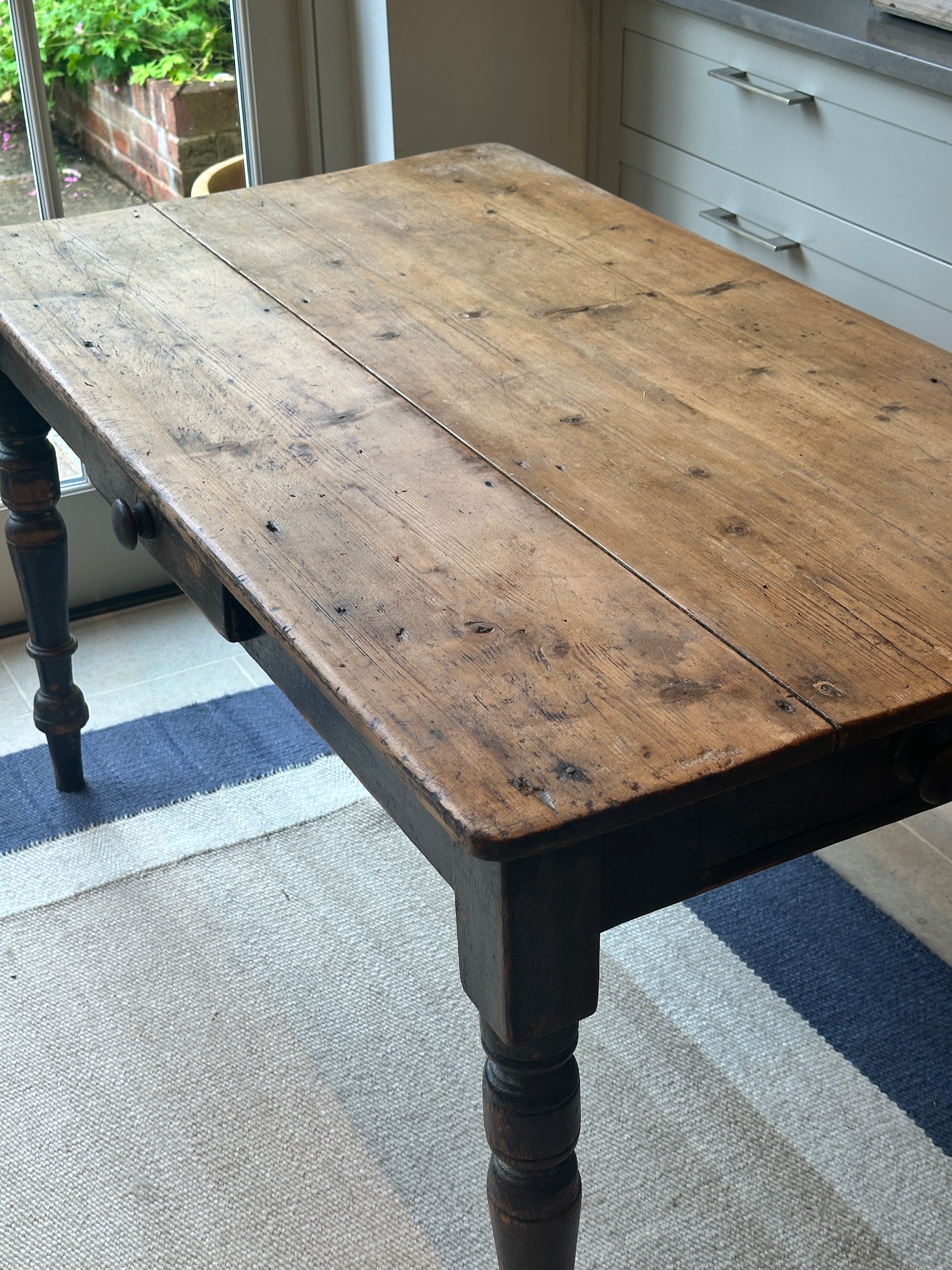 Gorgeous Pine Kitchen Table