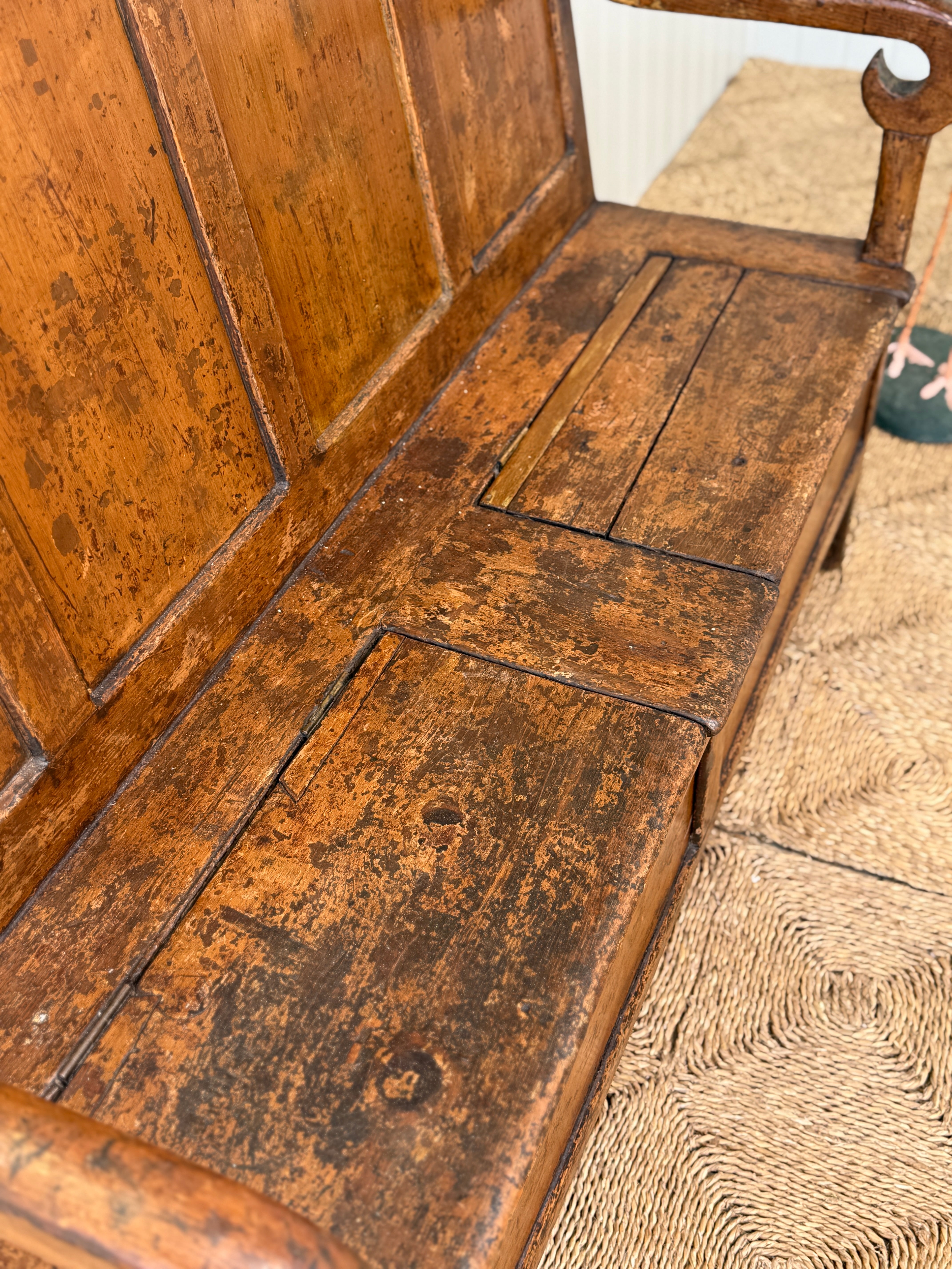 Early 19th Century Irish Painted Settle