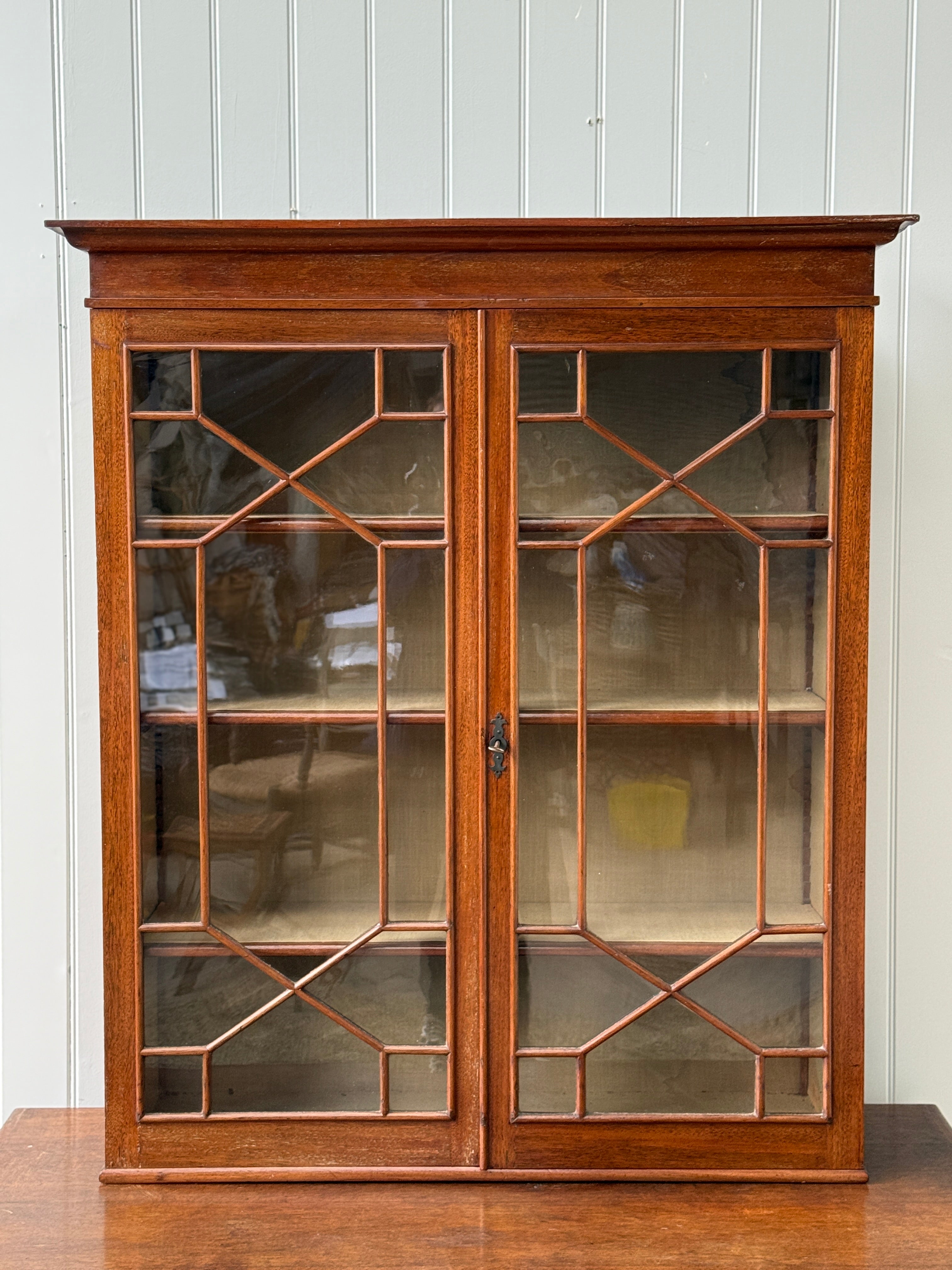 Astral Glazed Oak Wall Cabinet