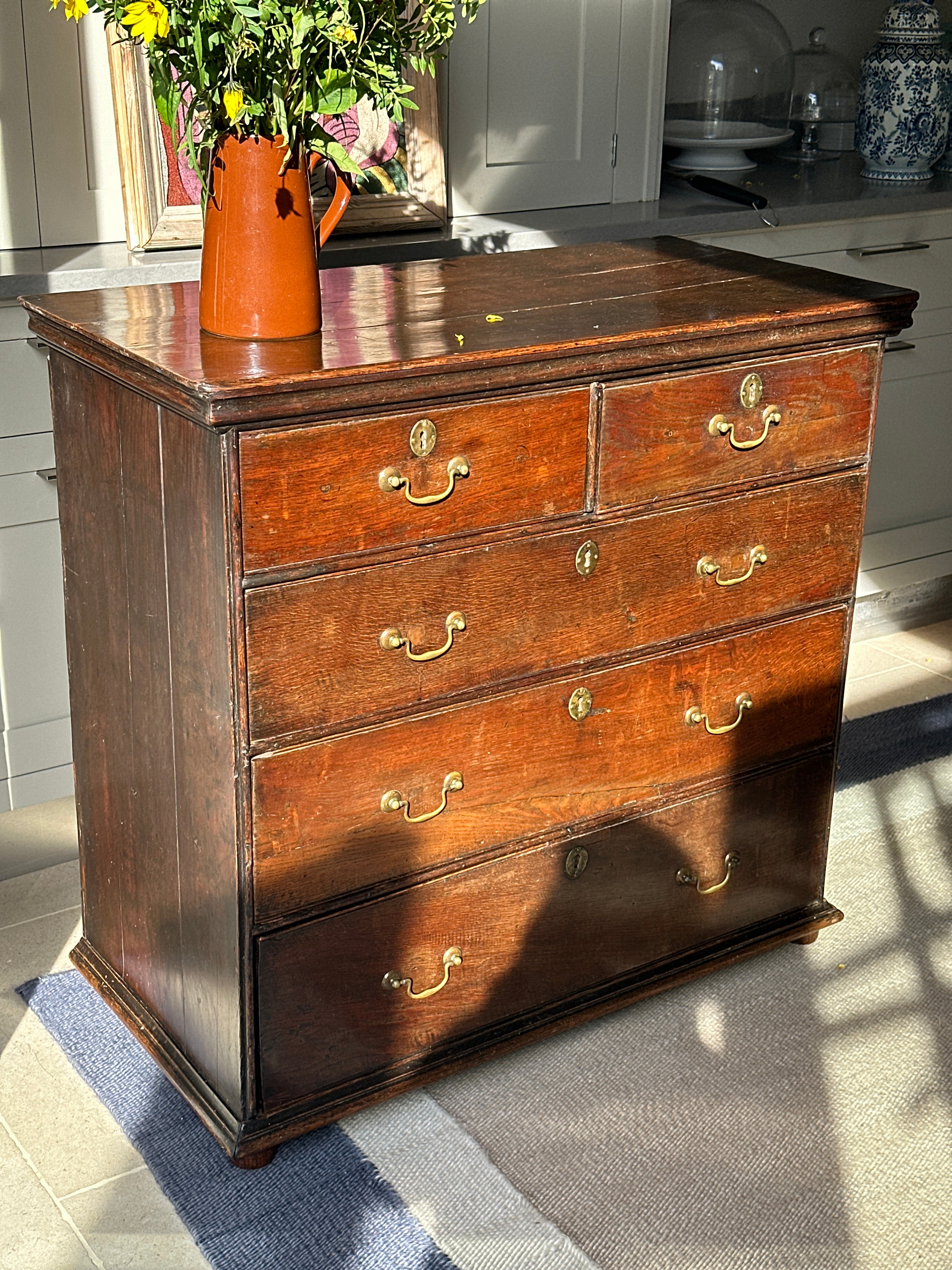 Georgian Oak Chest of Drawers