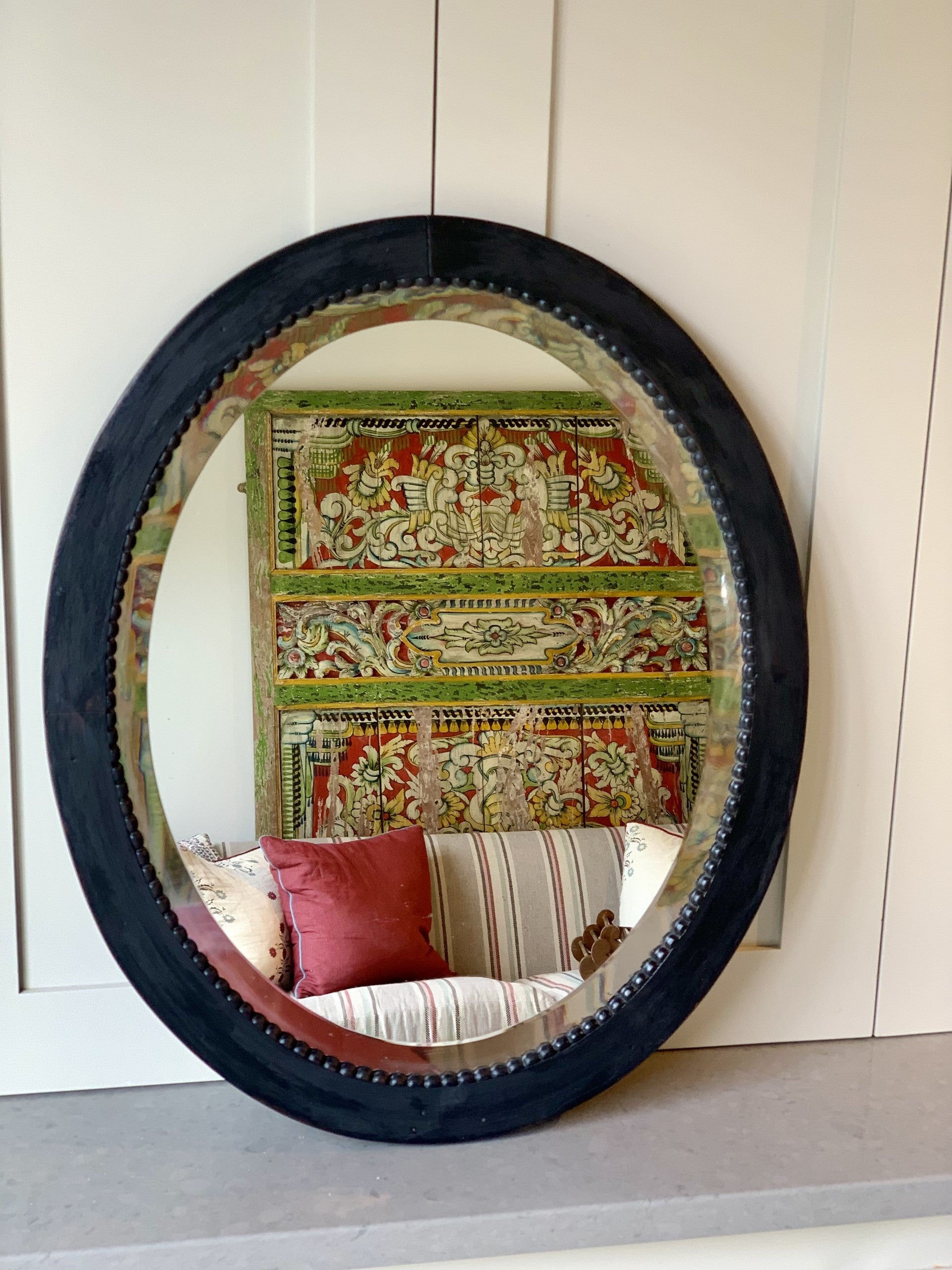 Black Painted Oval Mirror with bobbin border