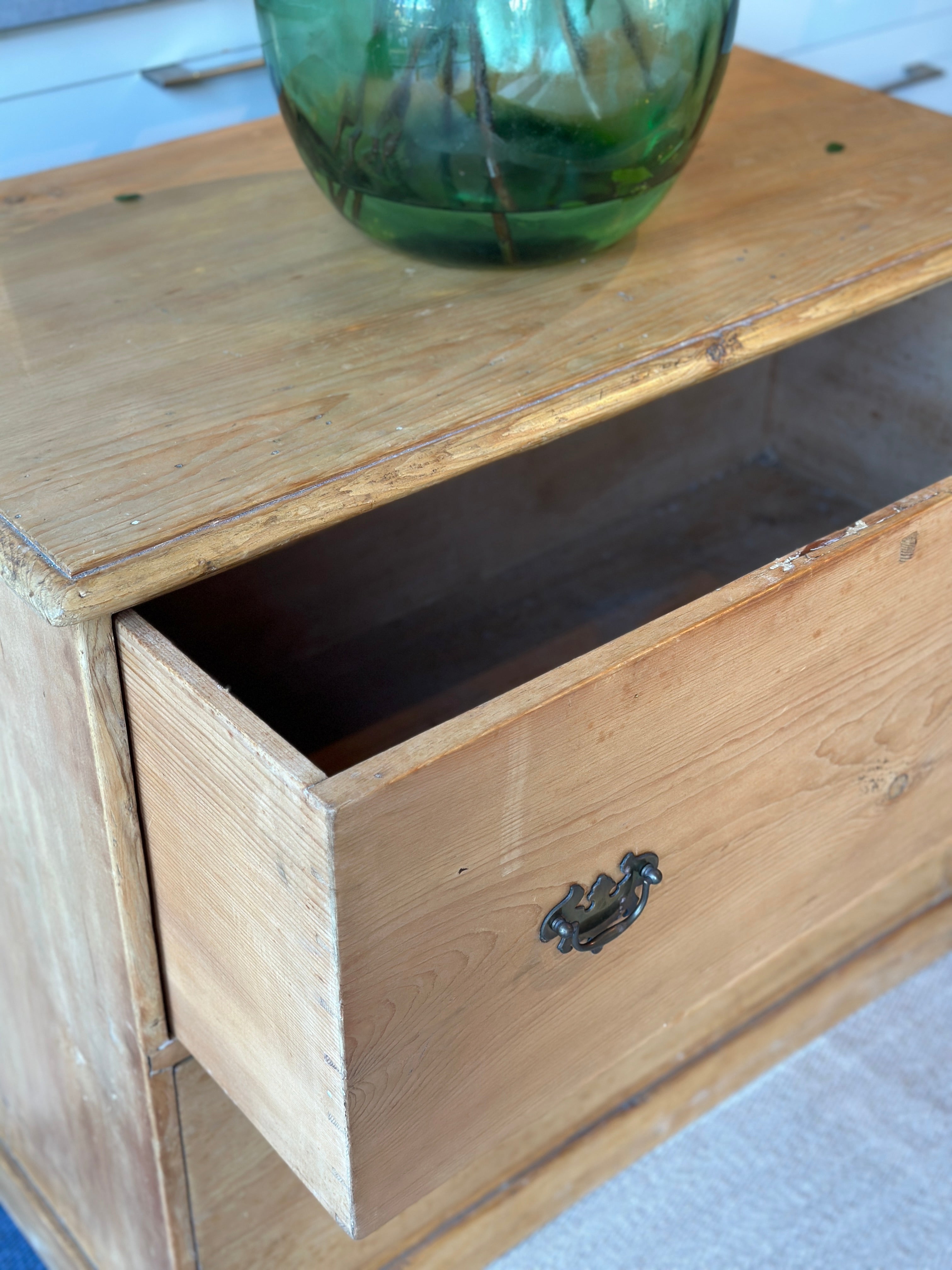 Small Vintage Pine Chest of drawers