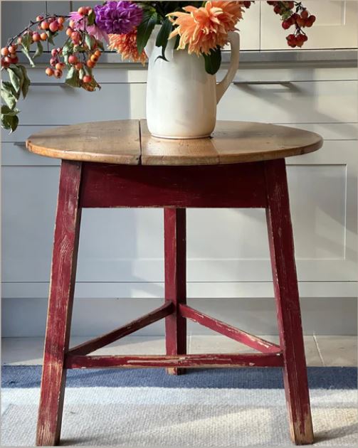 Tall Pitch Pine Cricket Table with Original Painted Legs