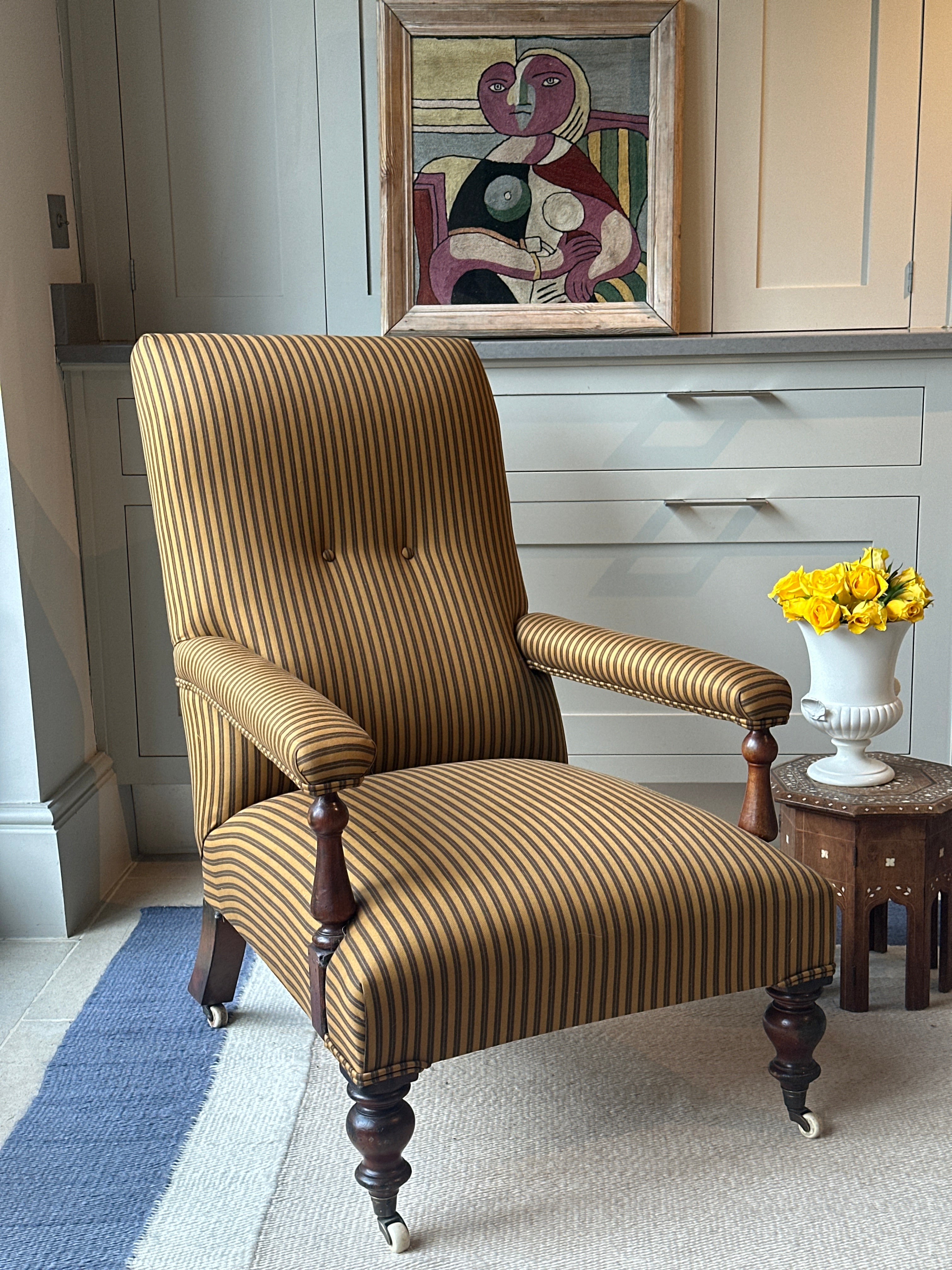 Mahogany Open Armchair in Howe 36 Bourne Street