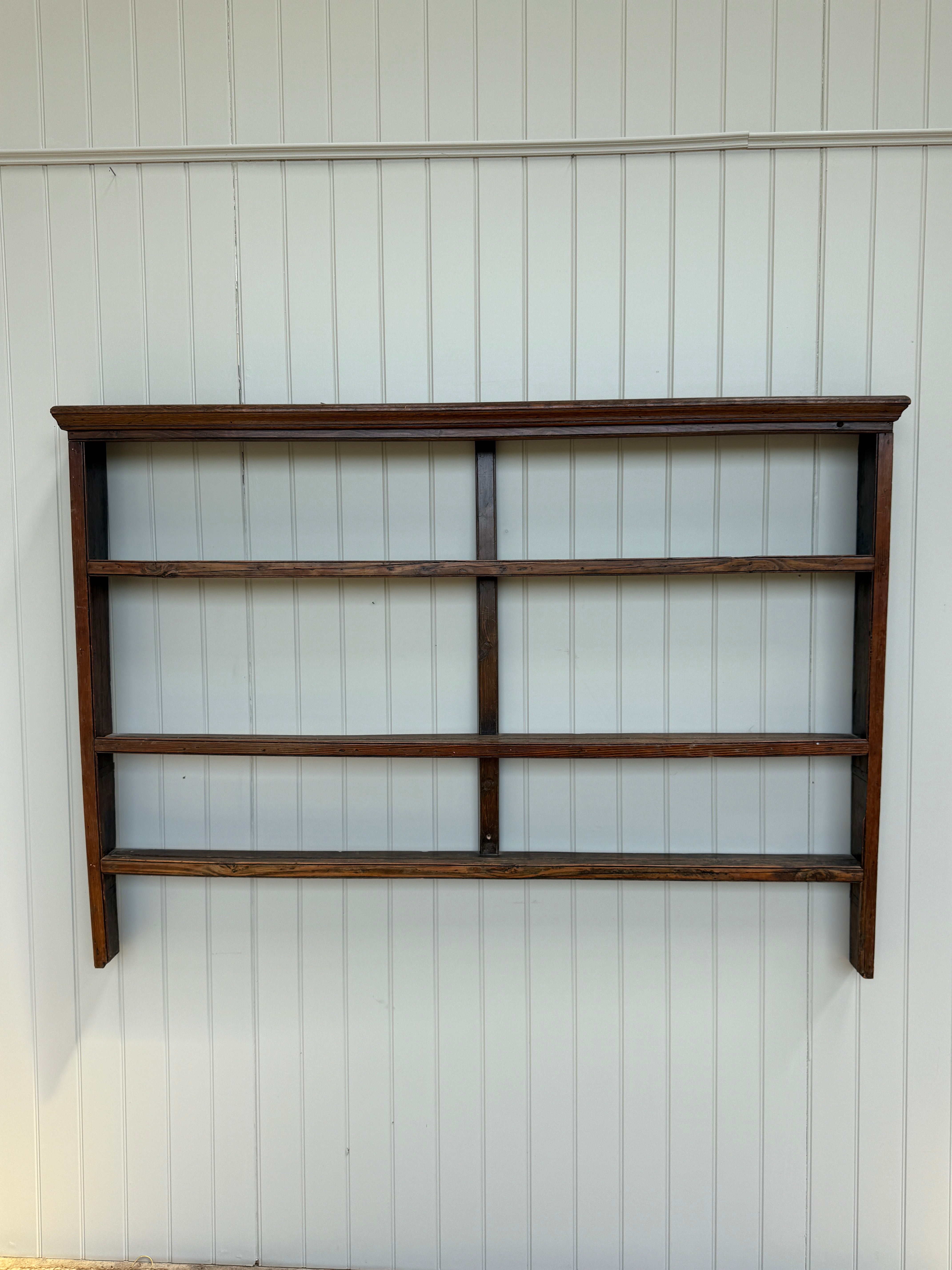 Pine Delft Rack