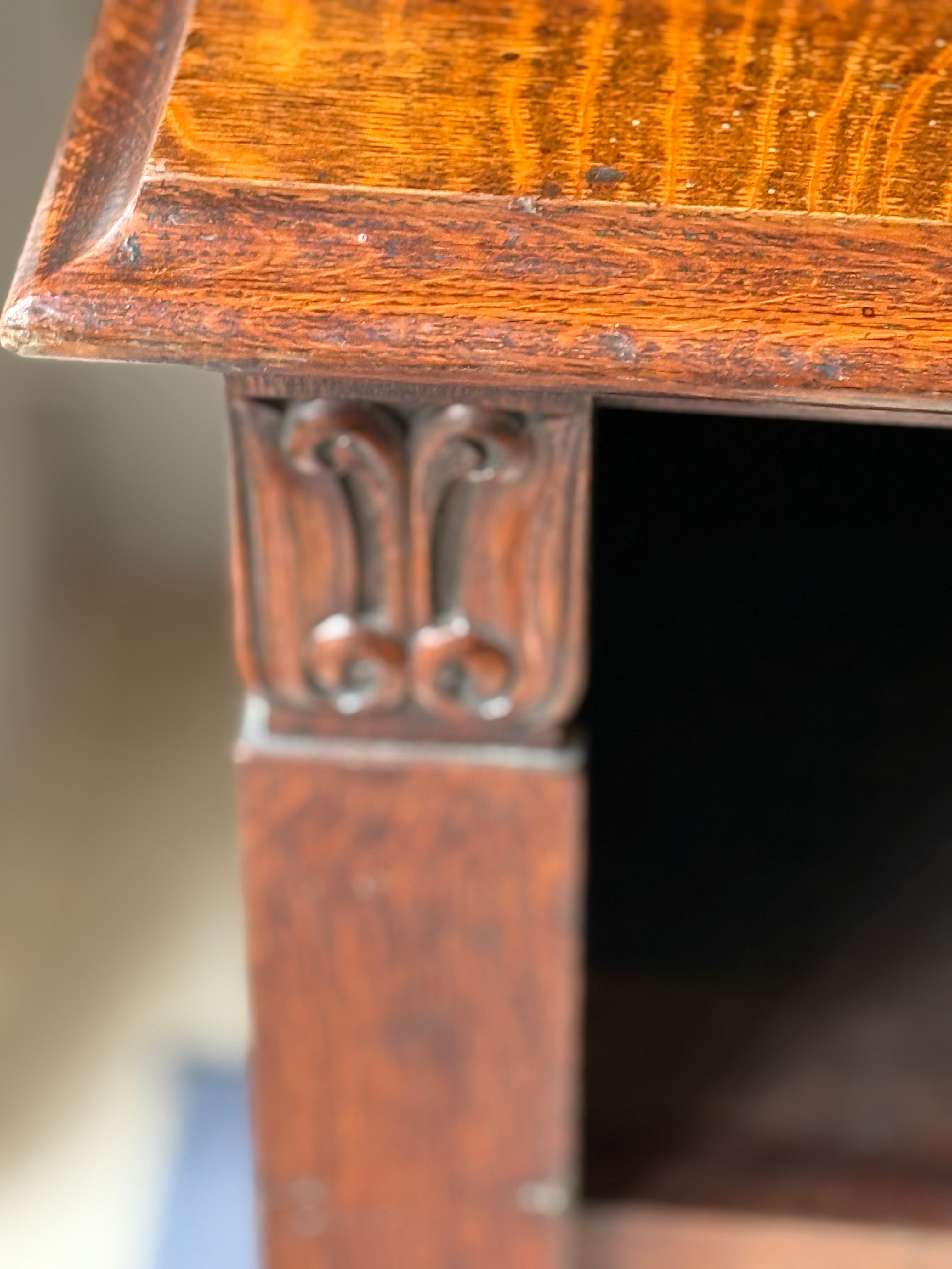 Dark Oak Open Bookshelves