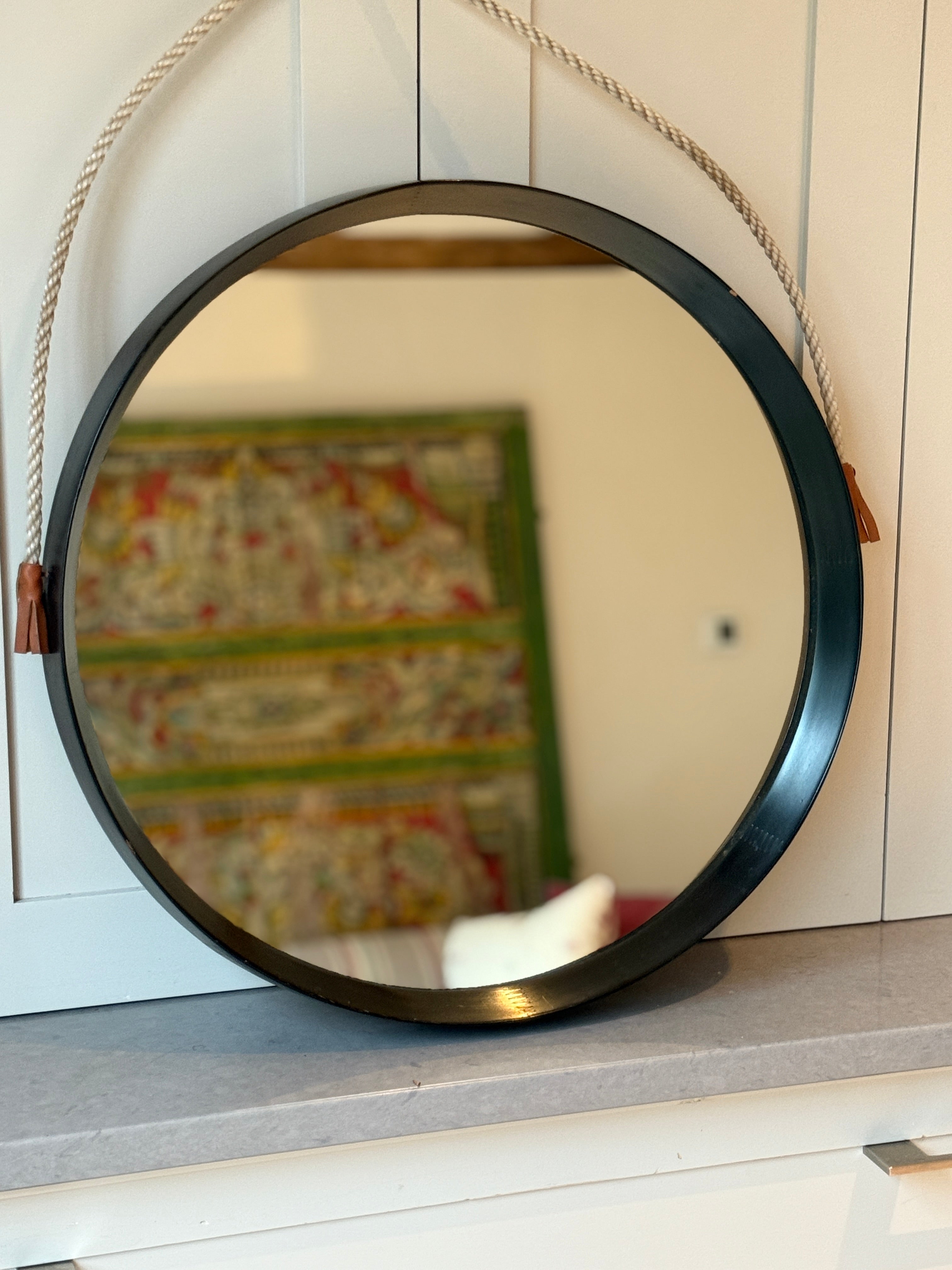 Black Round Lacquered Rope Mirror