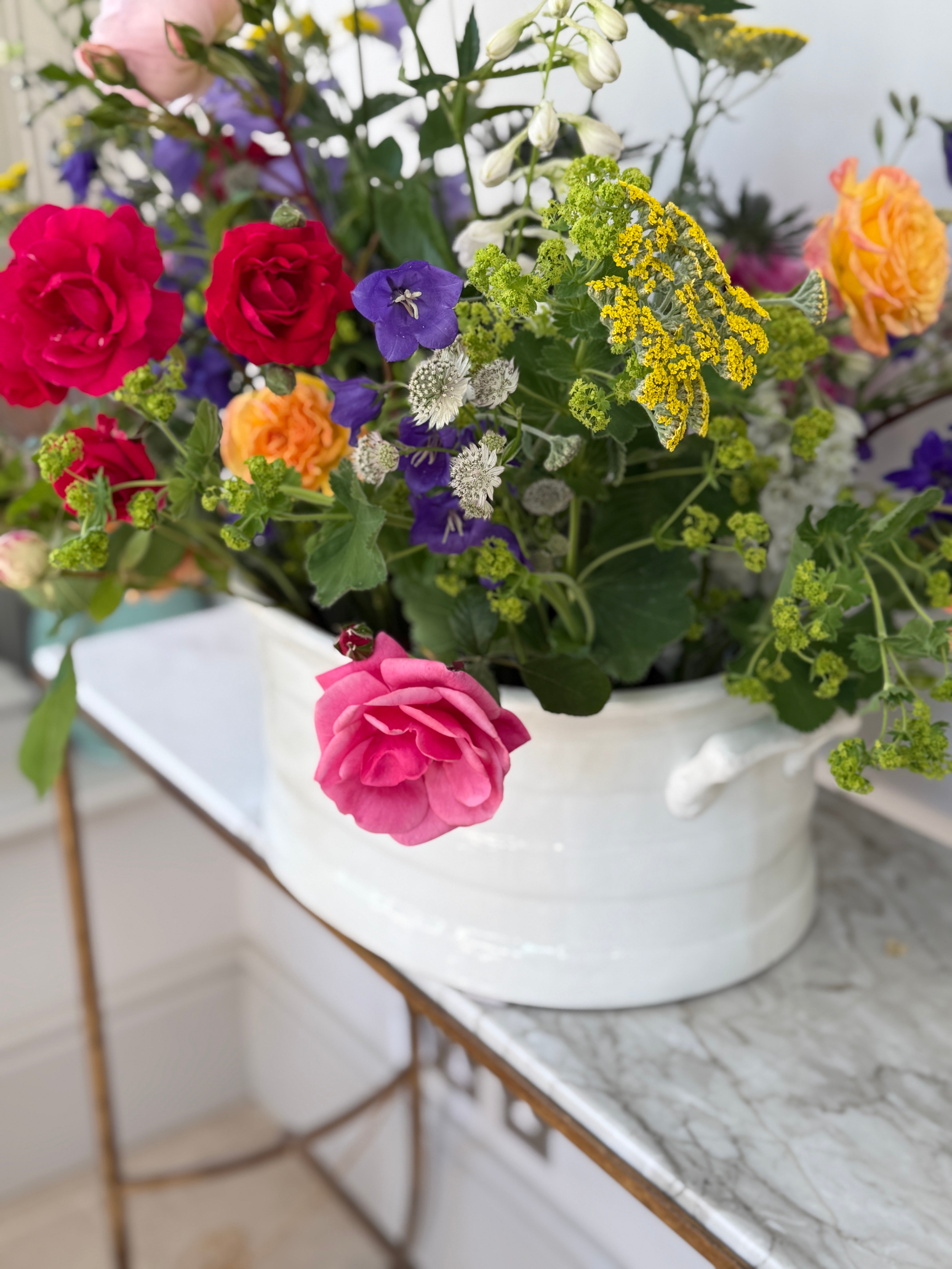 Medium Wedgwood White Banded Foot bath Planter