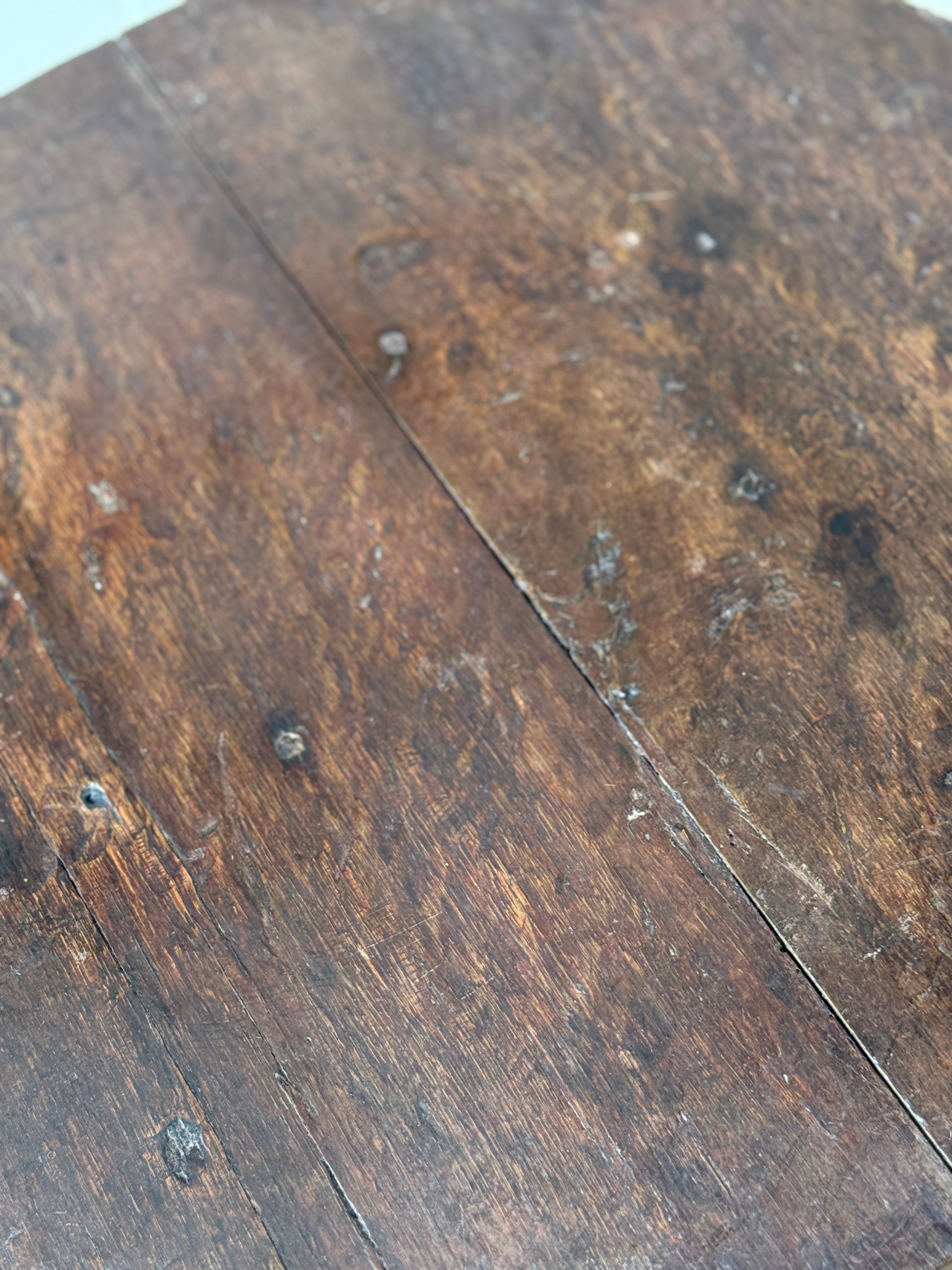 Early 19th Century Dark Oak Cricket Table