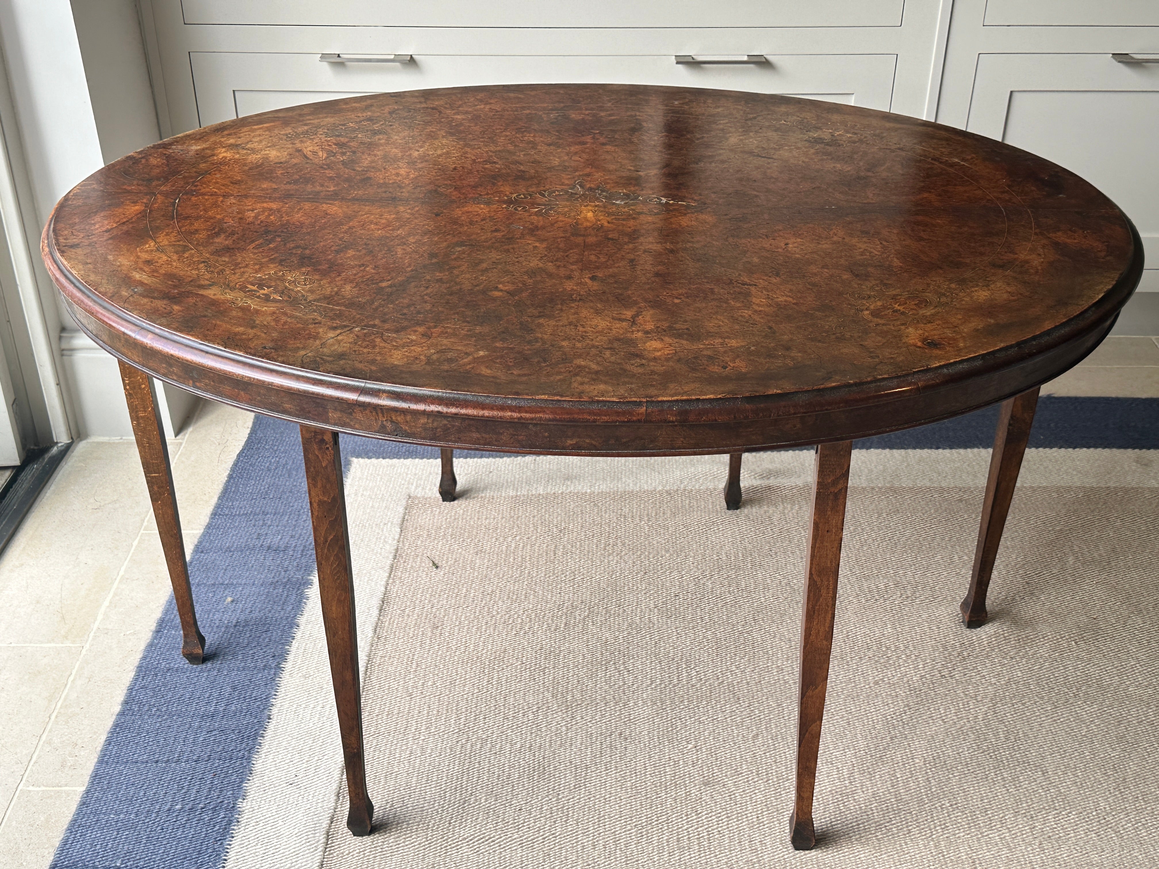 Lovely Oval Mahogany Centre Table with faded Marquetry Inlay