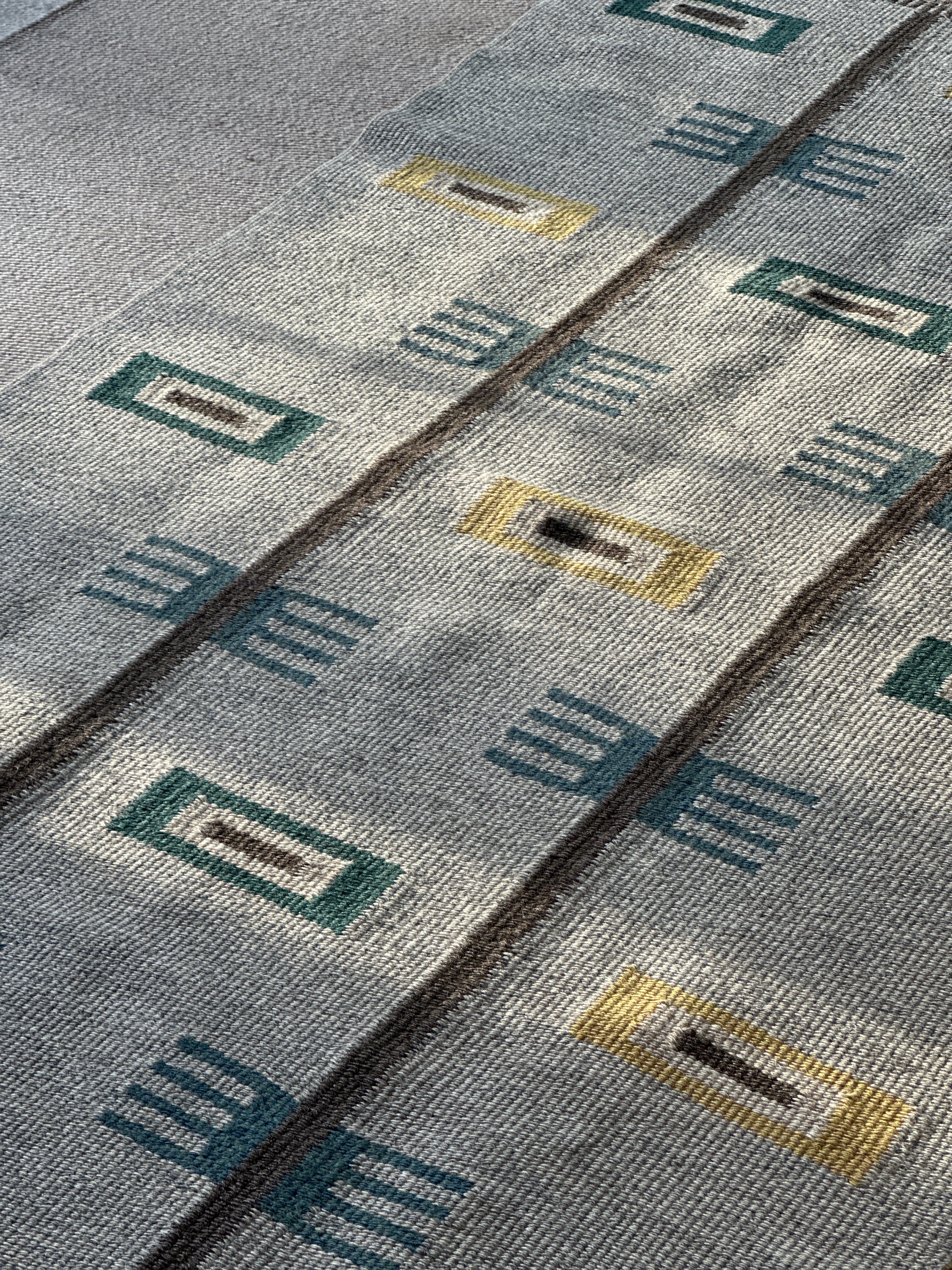 Charming Vintage Swedish Kilim