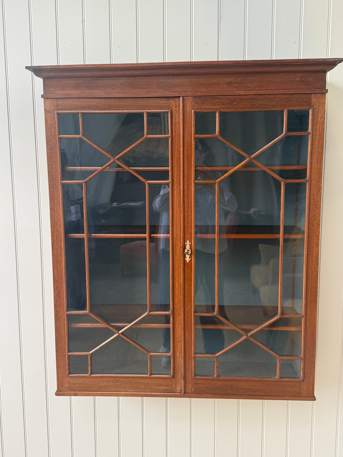 Astral Glazed Oak Wall Cabinet