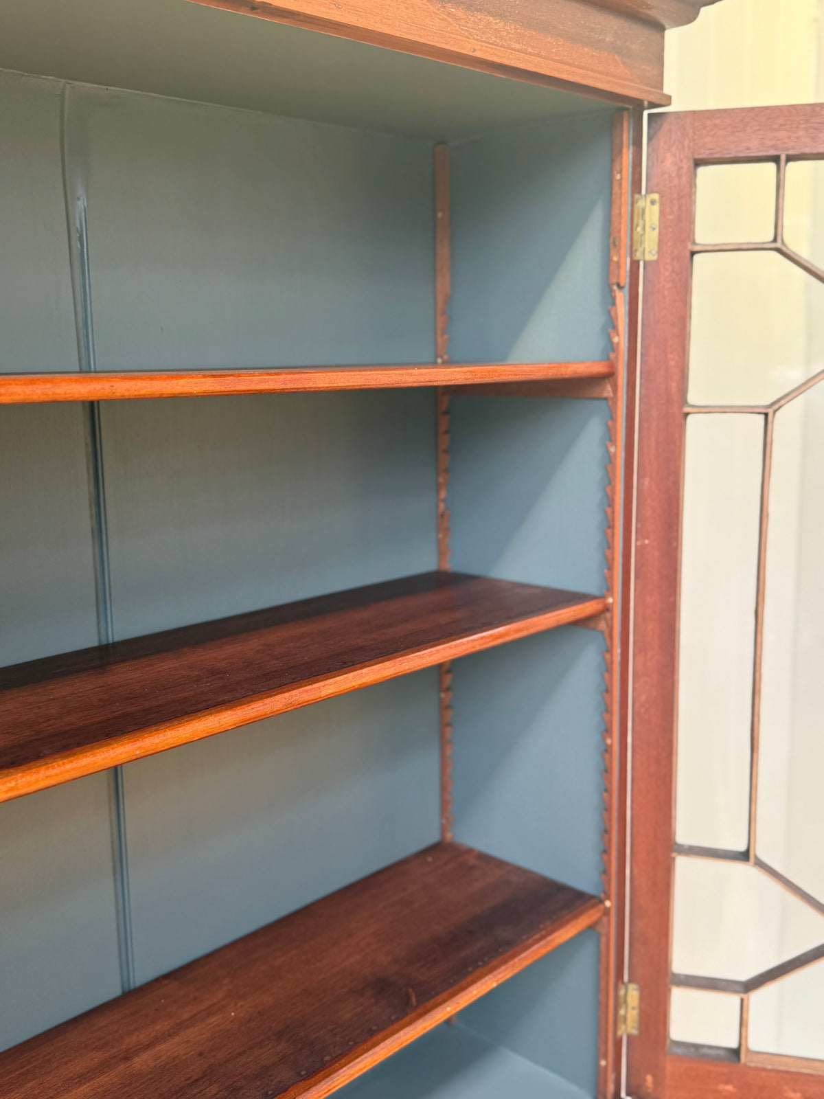Astral Glazed Oak Wall Cabinet